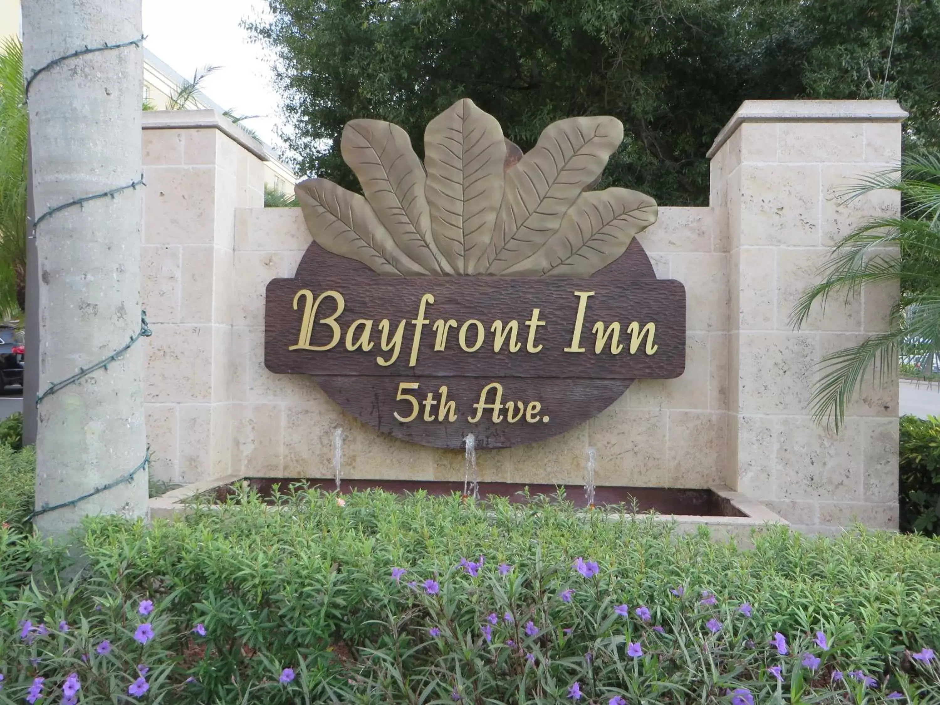 Logo/Certificate/Sign in Bayfront Inn 5th Avenue