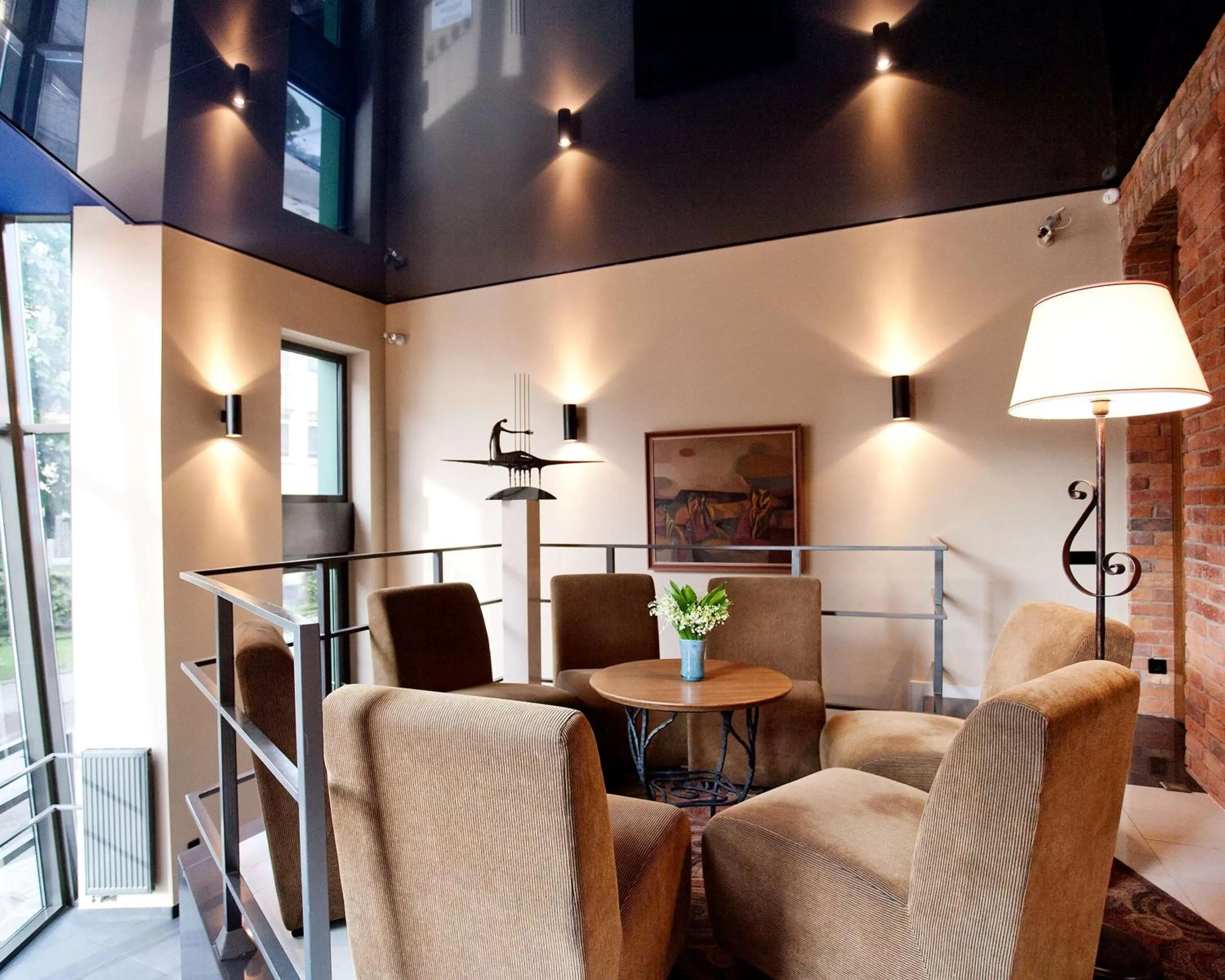 Lobby or reception in BEST WESTERN Santakos Hotel