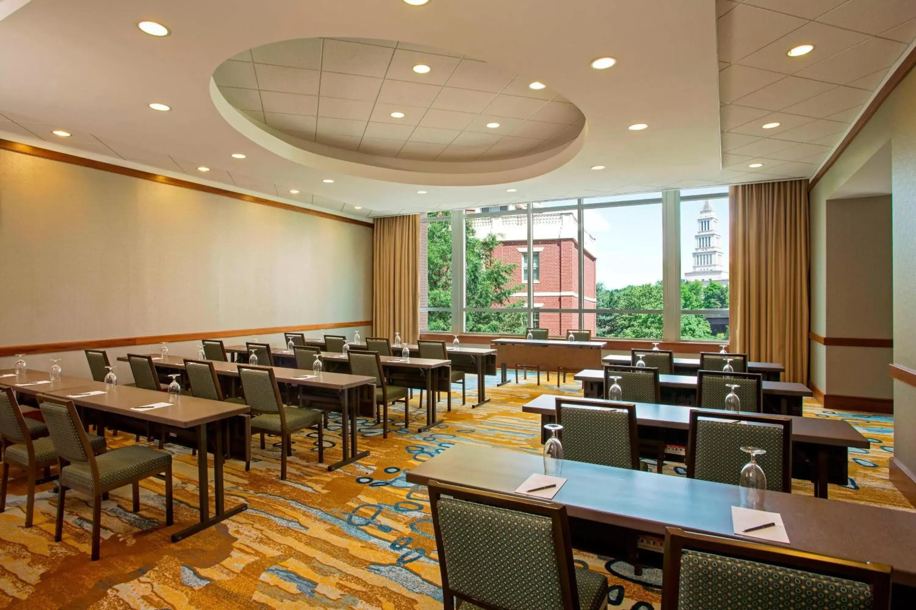 Meeting/conference room in The Westin Alexandria Old Town