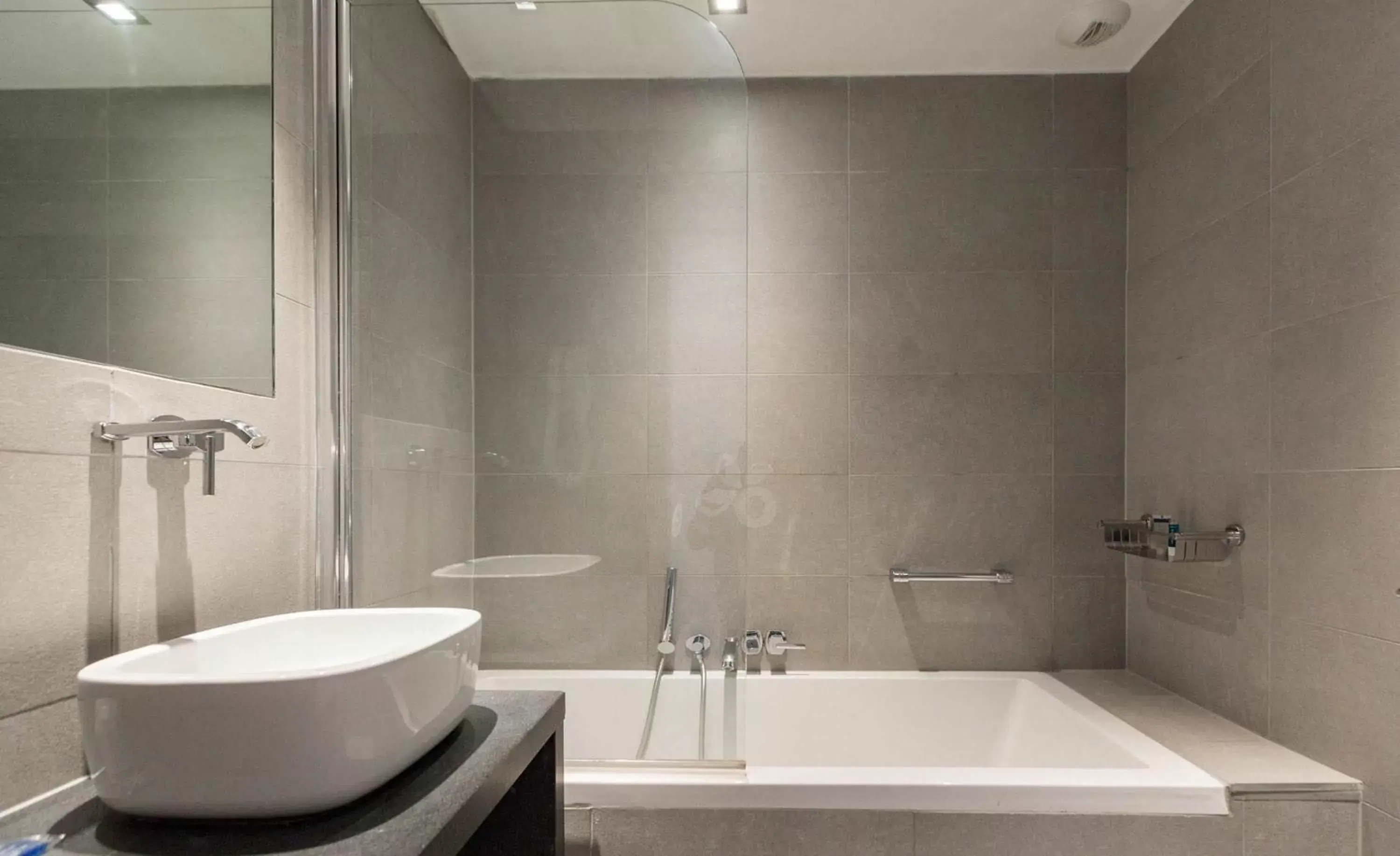 Bathroom in Aqua Hotel Brussels