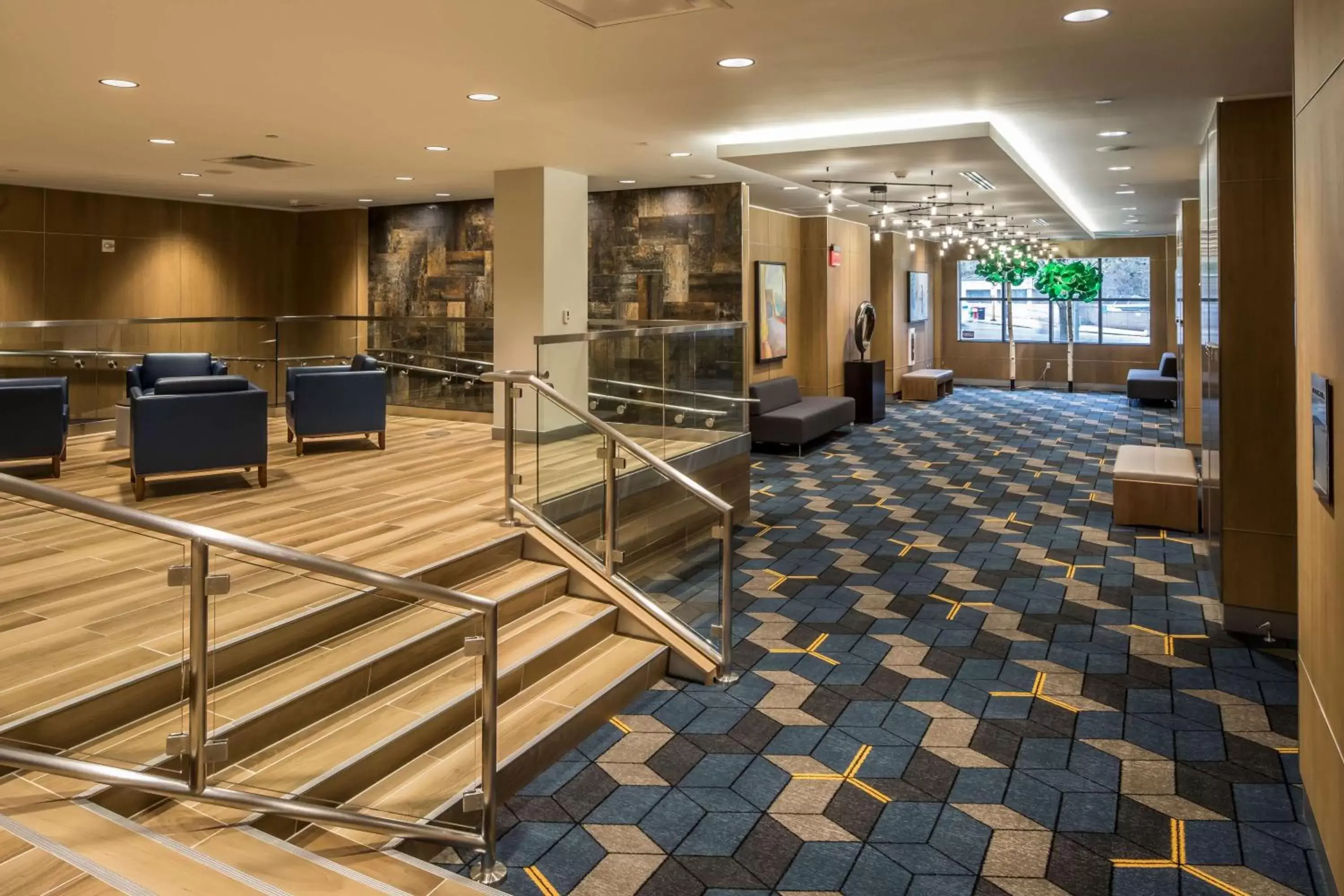 Meeting/conference room in DoubleTree by Hilton Hotel & Suites Pittsburgh Downtown