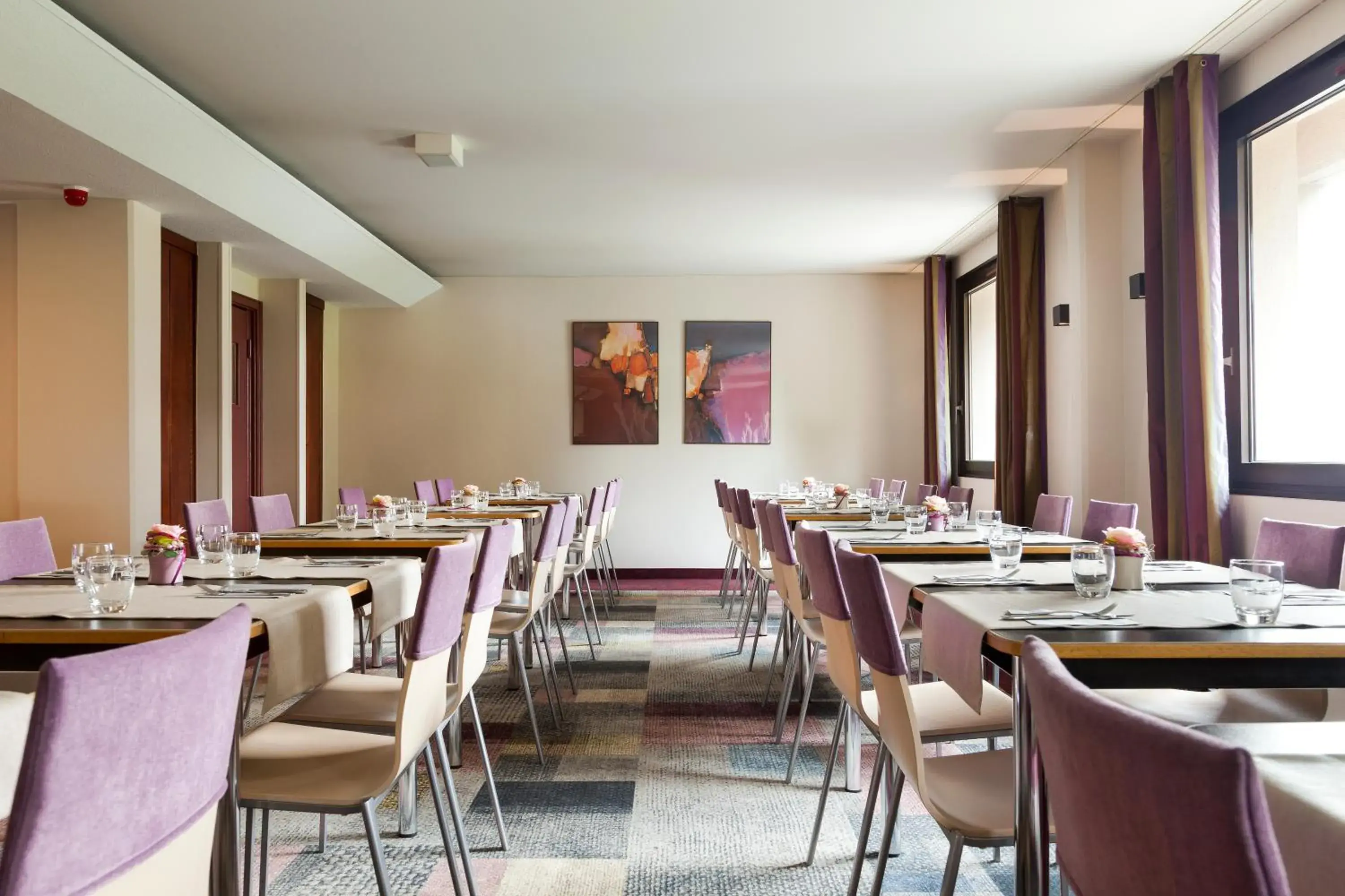 Meeting/conference room, Restaurant/Places to Eat in Kyriad Hotel Strasbourg Lingolsheim