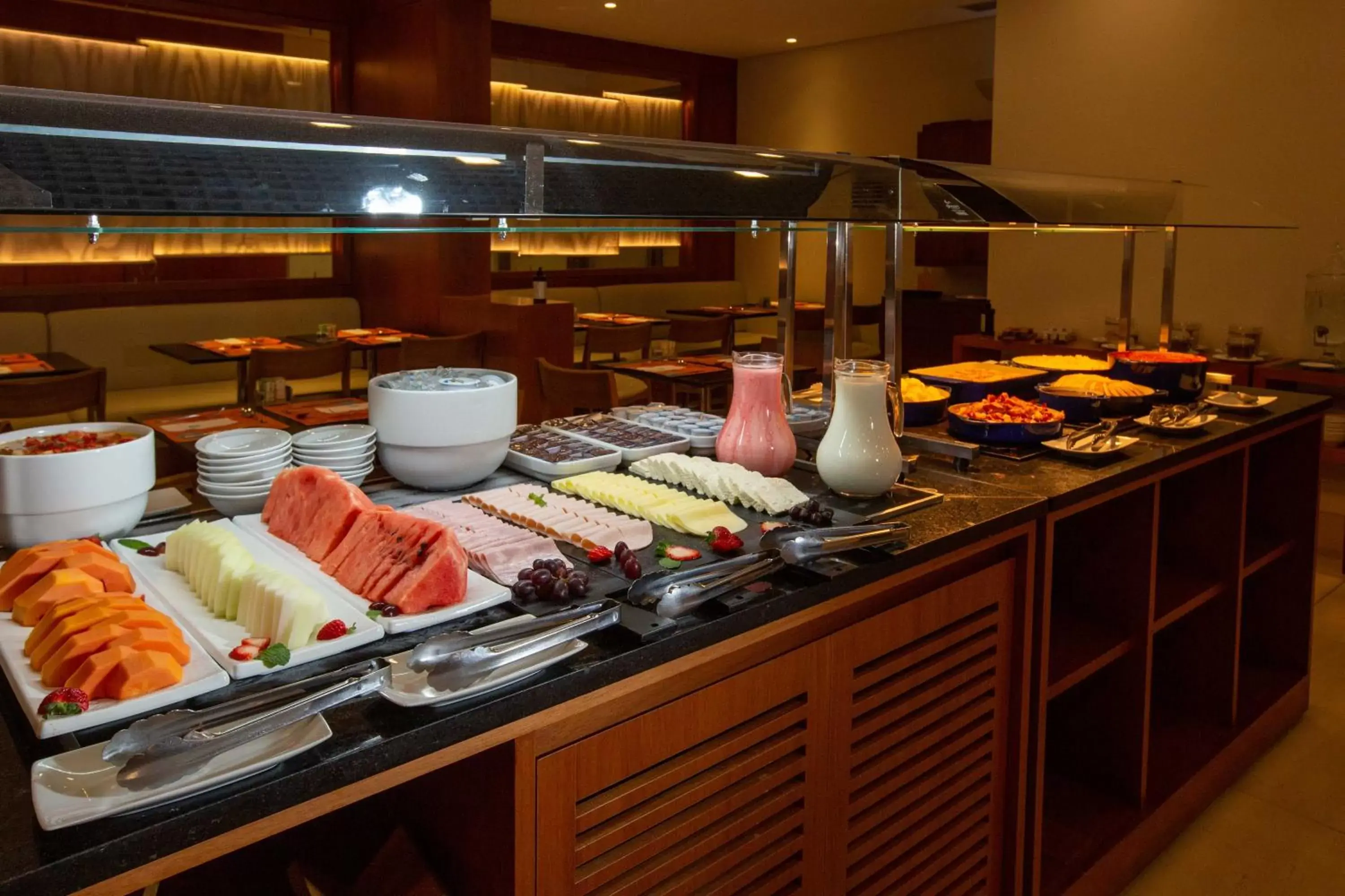Breakfast in Rio Hotel by Bourbon Campinas Breakfast in Rio Hotel by Bourbon Campinas