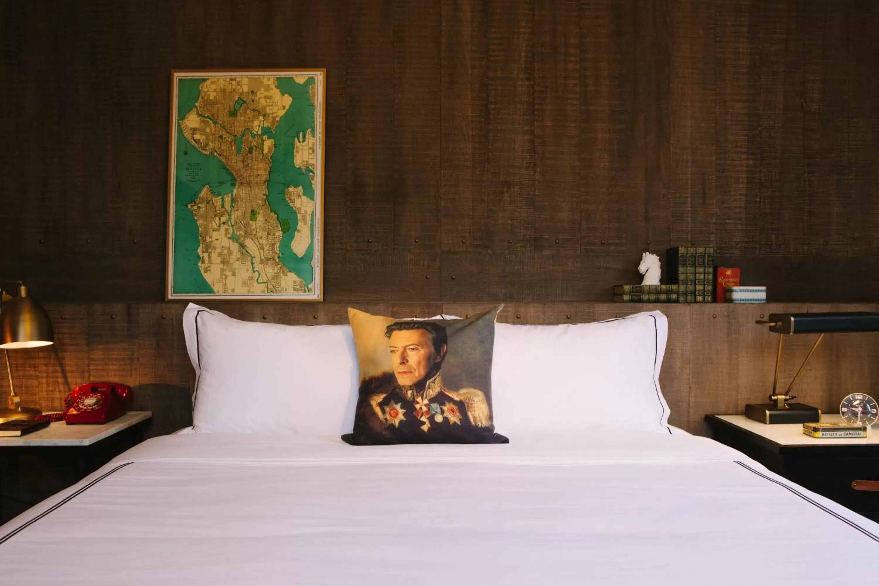 Bed in Kimpton Palladian Hotel, an IHG Hotel