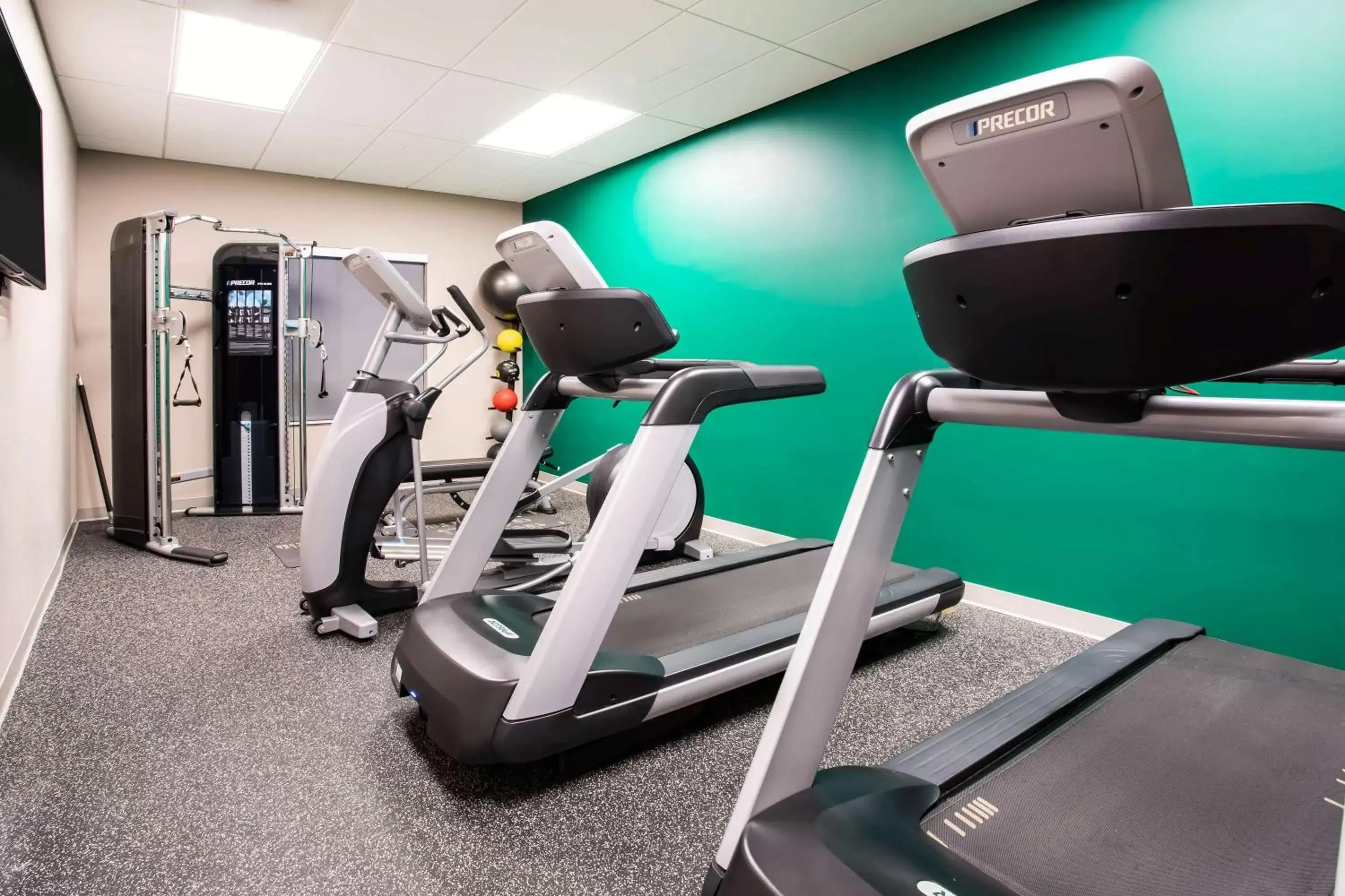Fitness centre/facilities, Fitness Center/Facilities in Wingate by Wyndham Denver Airport
