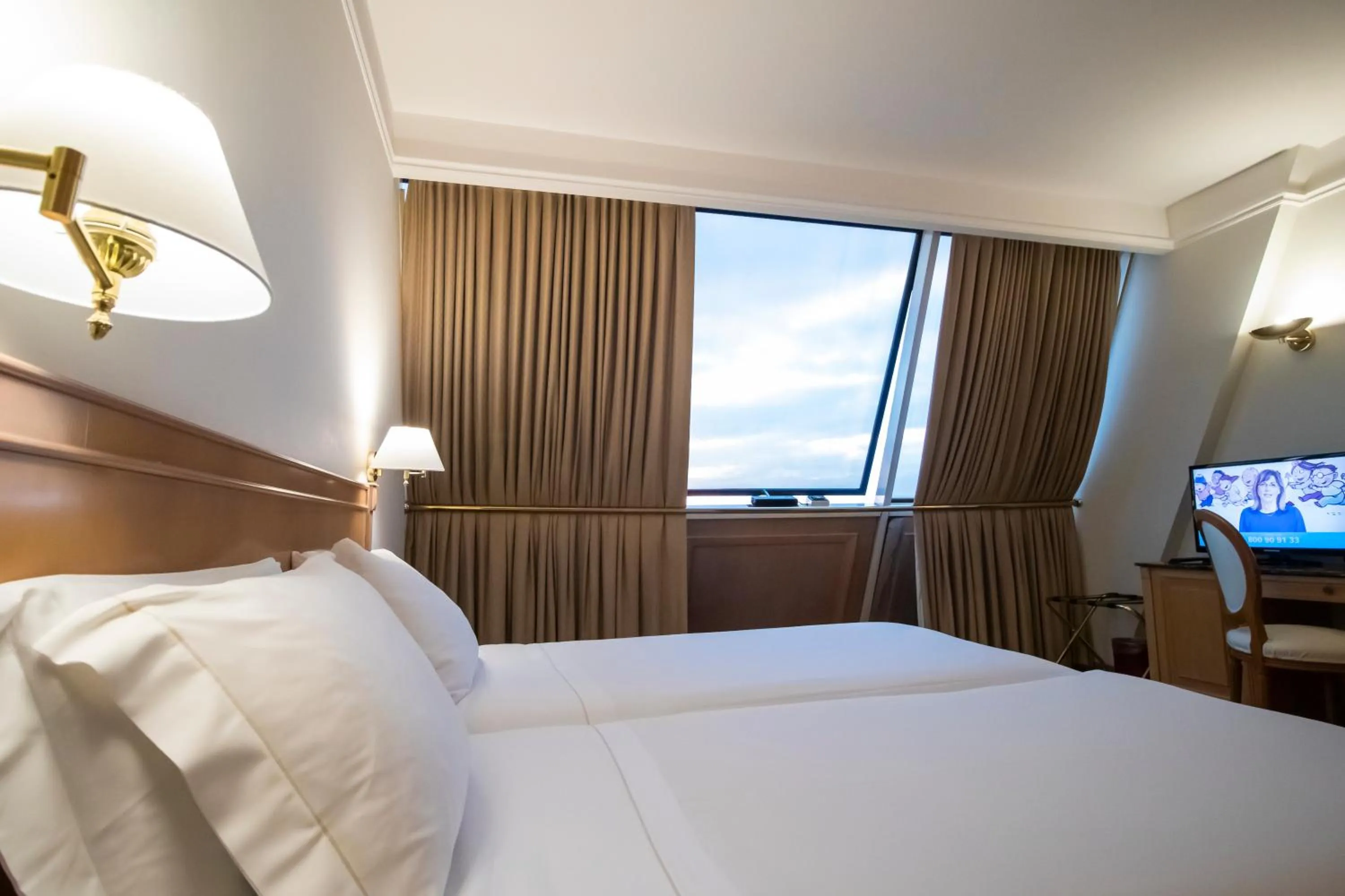 Bed in SHG Hotel De La Ville