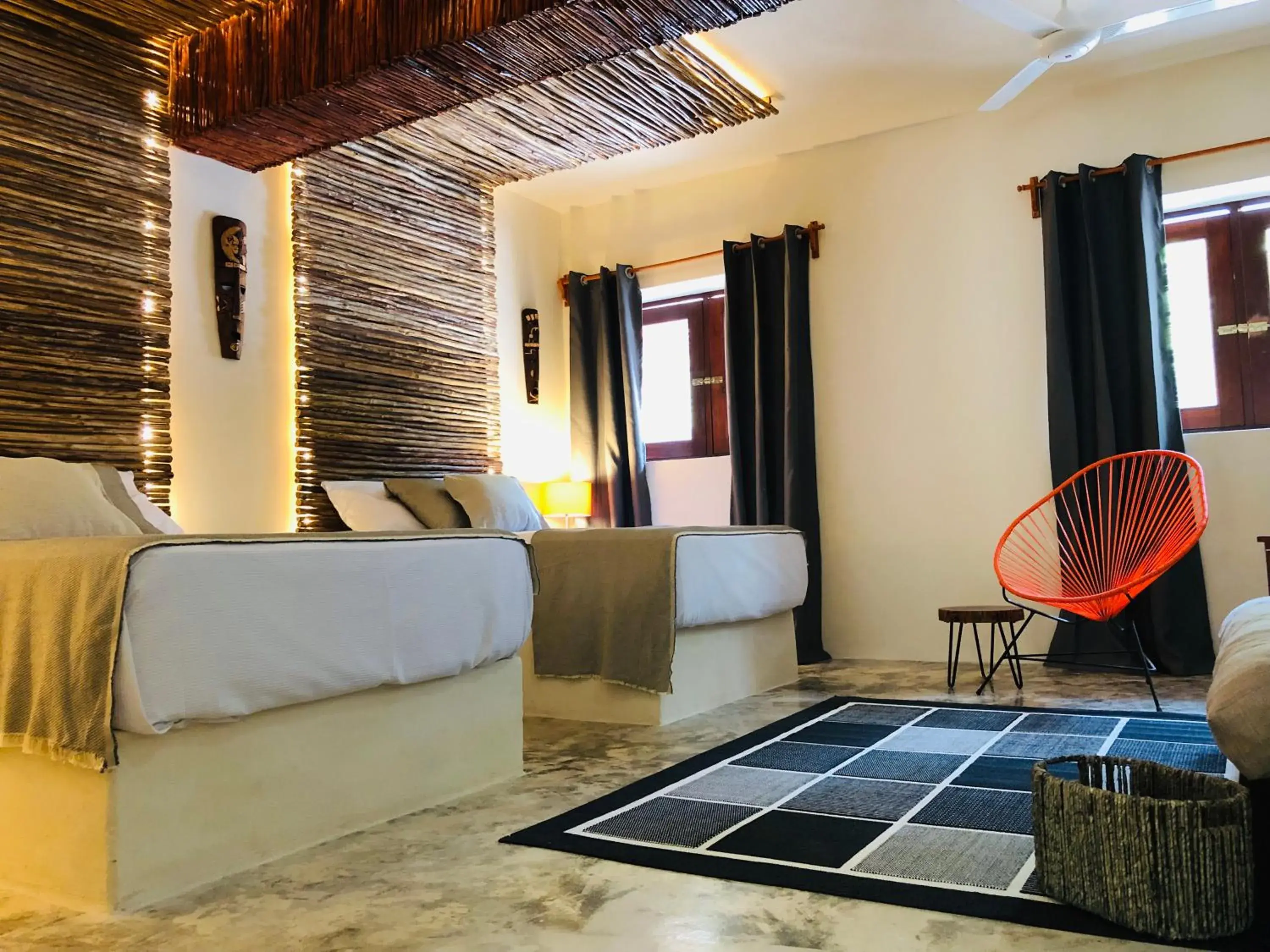 Bed, Seating Area in Tierra maya Hotel & Sanctuary