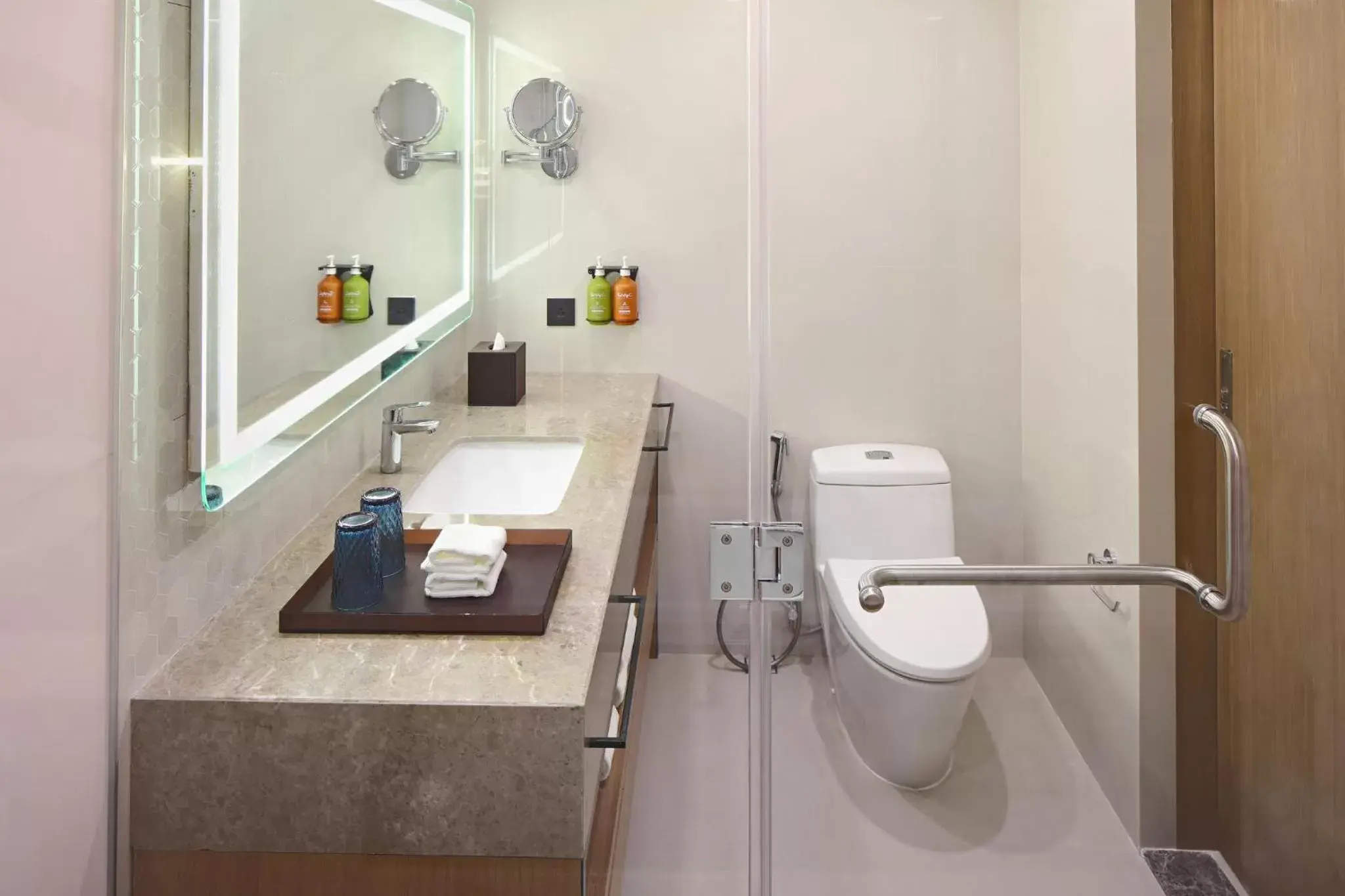 Bathroom in Holiday Inn Cebu City, an IHG Hotel
