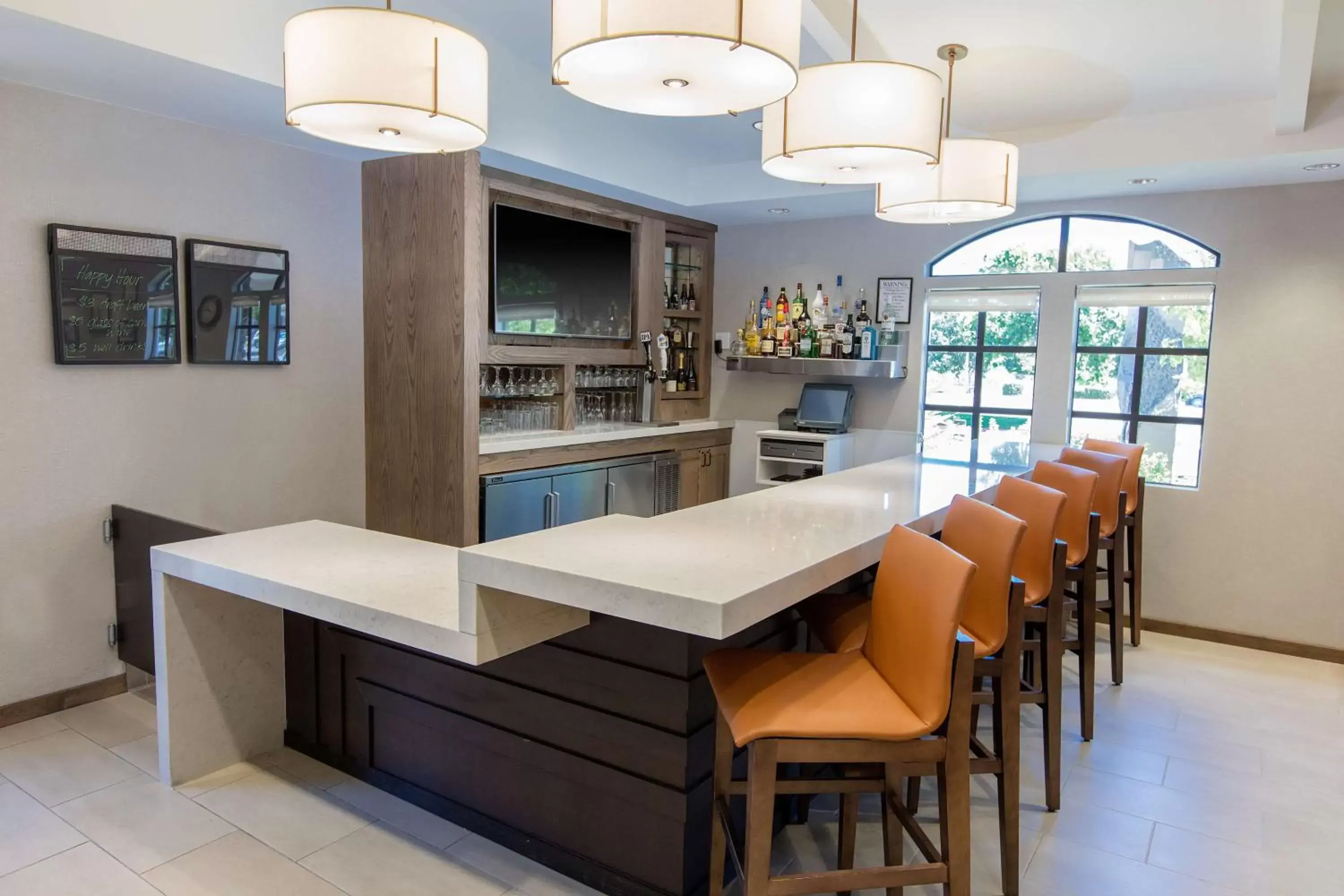 Lounge or bar in Hyatt House San Ramon Lounge or bar in Hyatt House San Ramon