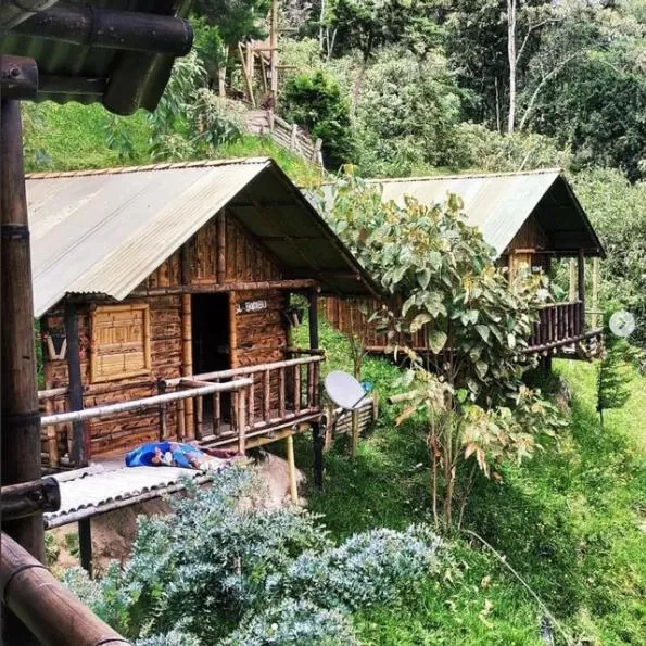 Property Building in Cabañas Rústicas El Viejo Tambo By Rotamundos