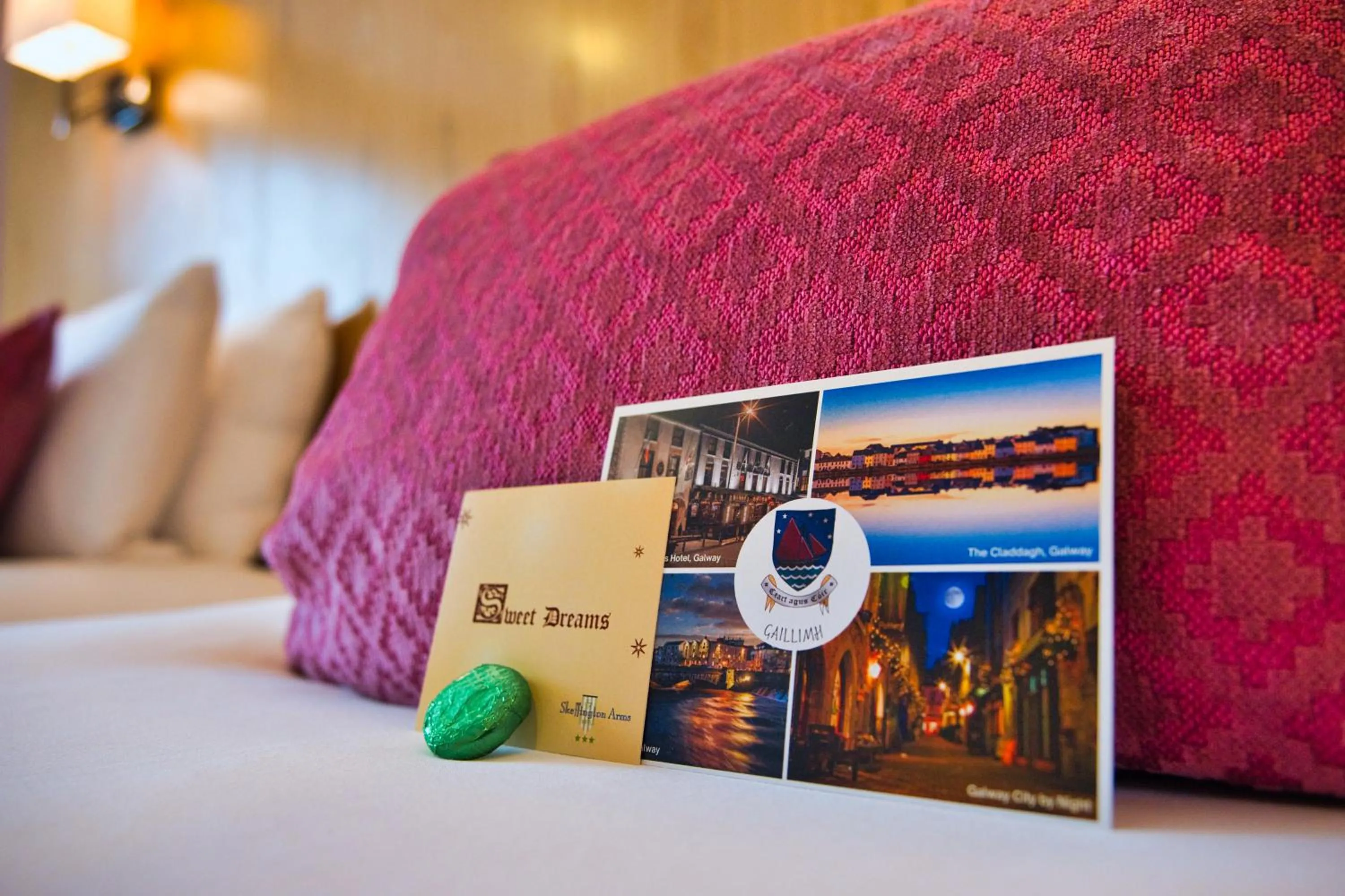 Bedroom, Bed in Skeffington Arms Hotel