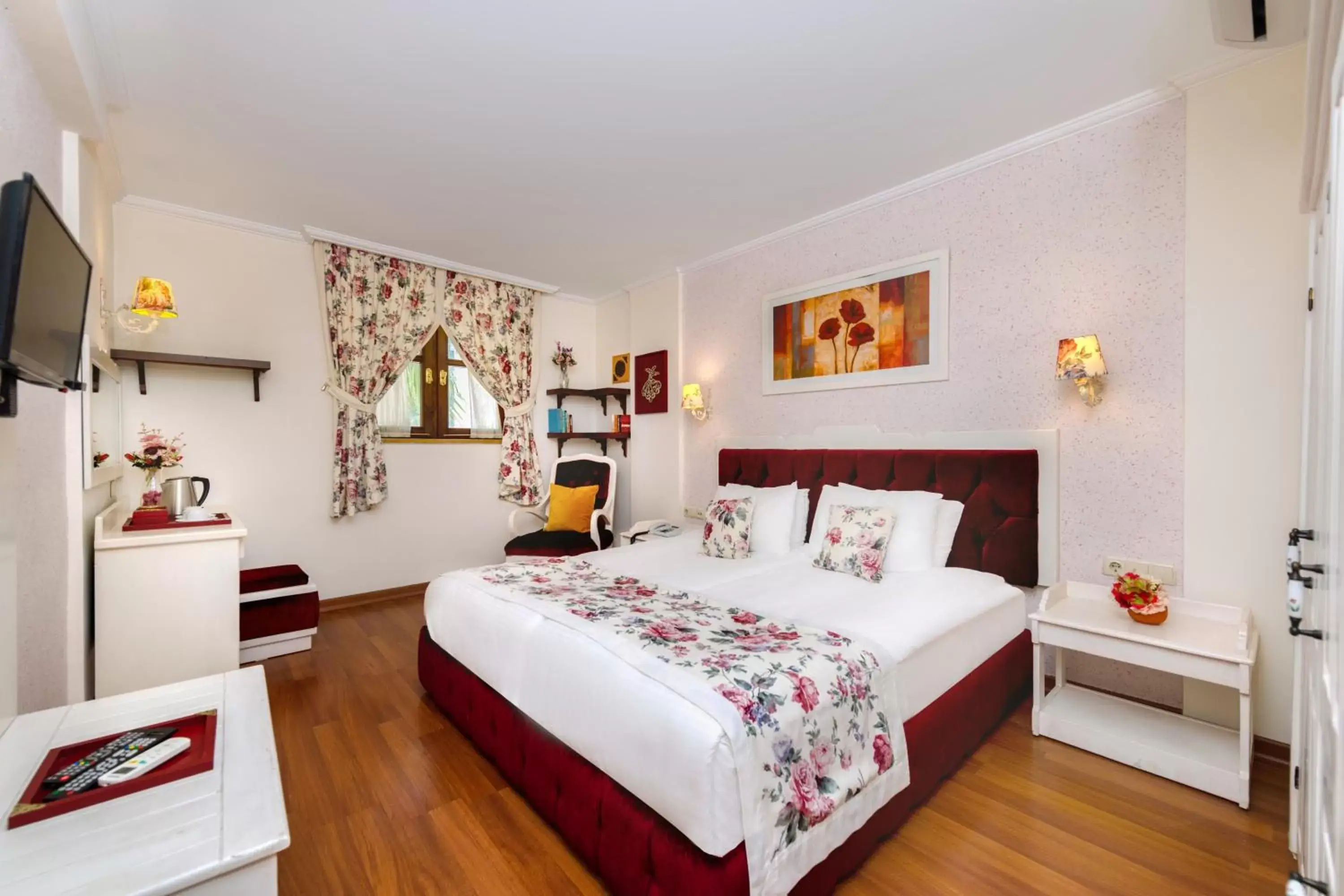 Bed in Adalya Port Hotel
