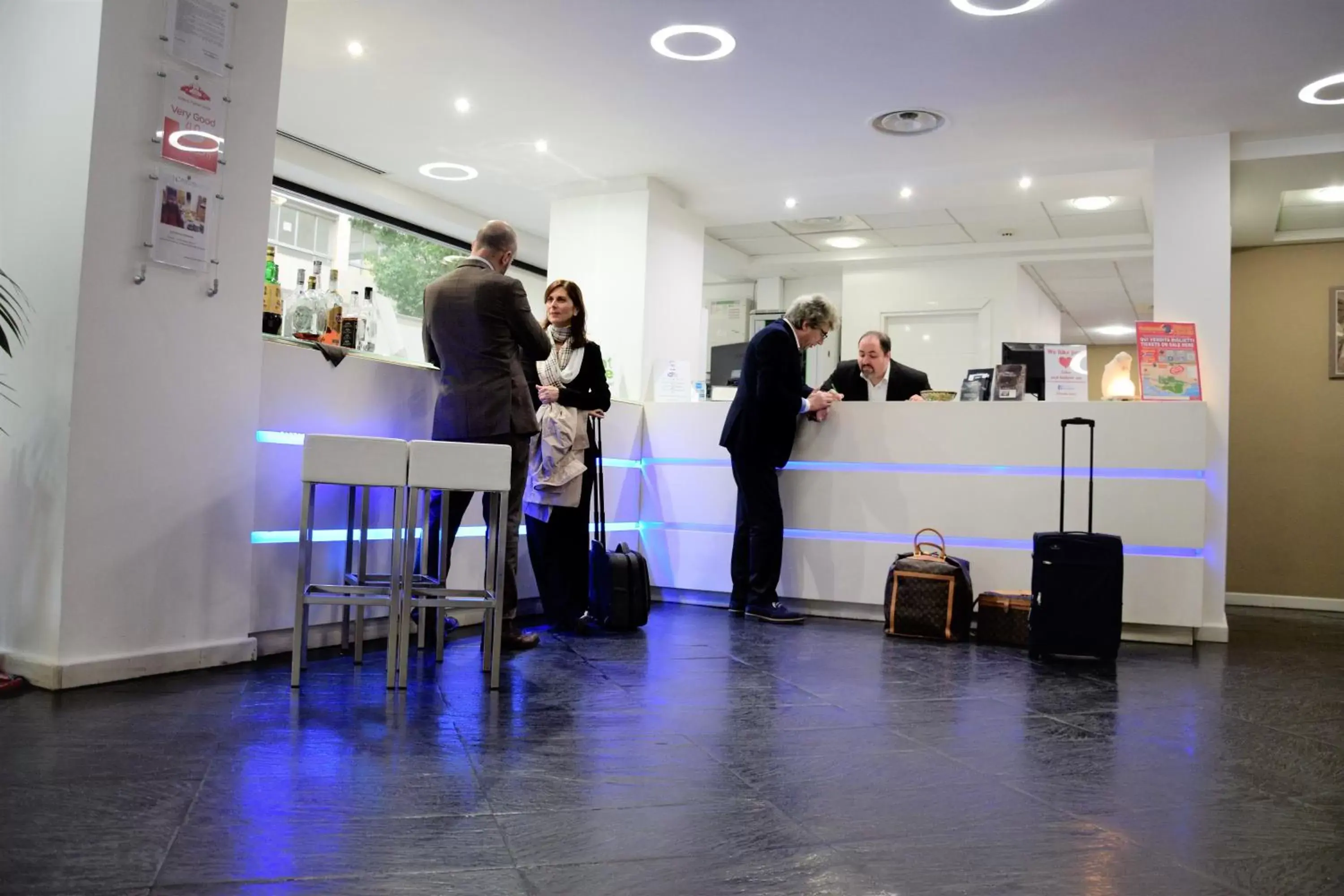 Lobby or reception in Ibis Styles Palermo Cristal