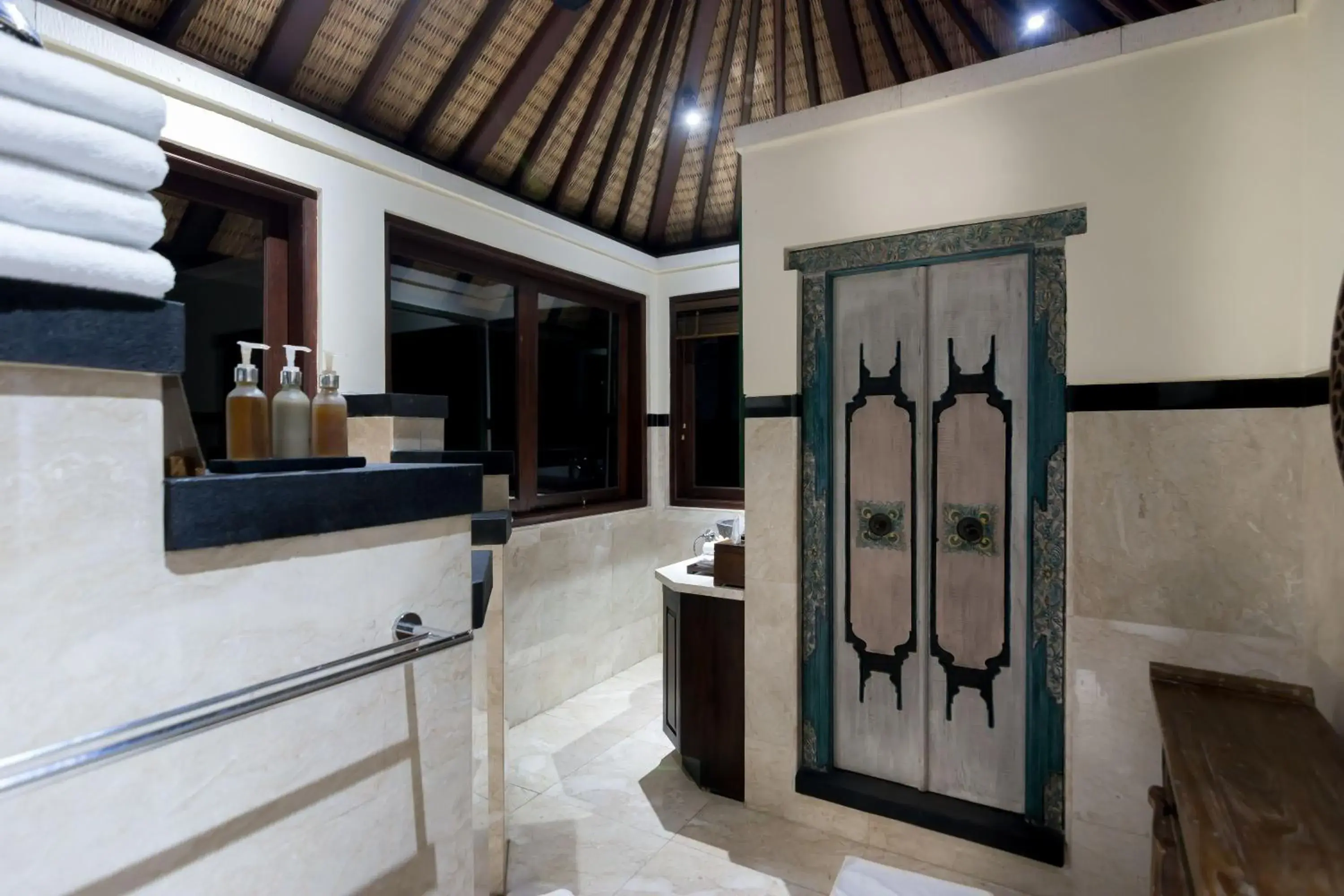 Bathroom, Lobby/Reception in Bidadari Private Villas & Retreat