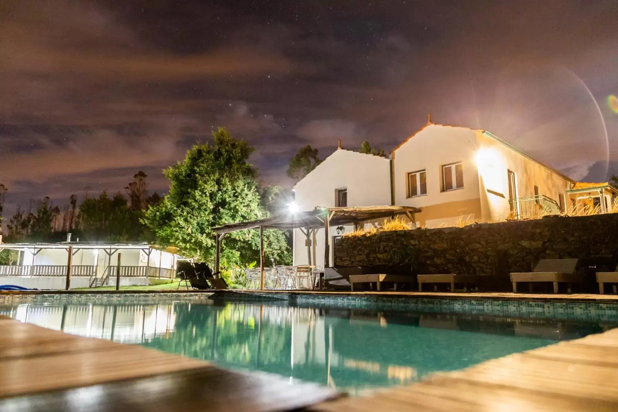 Pool view, Property Building in Quinta do Castanheiro