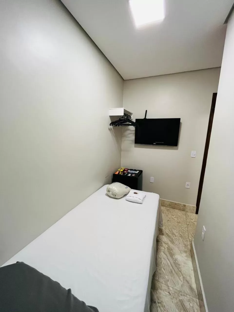 TV/Entertainment Center in Riacho Hotel