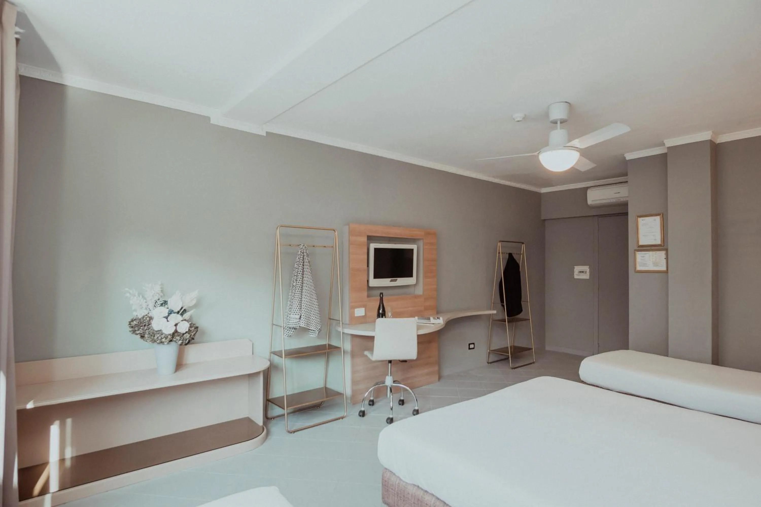 Bedroom, Bed in Hotel Marisa