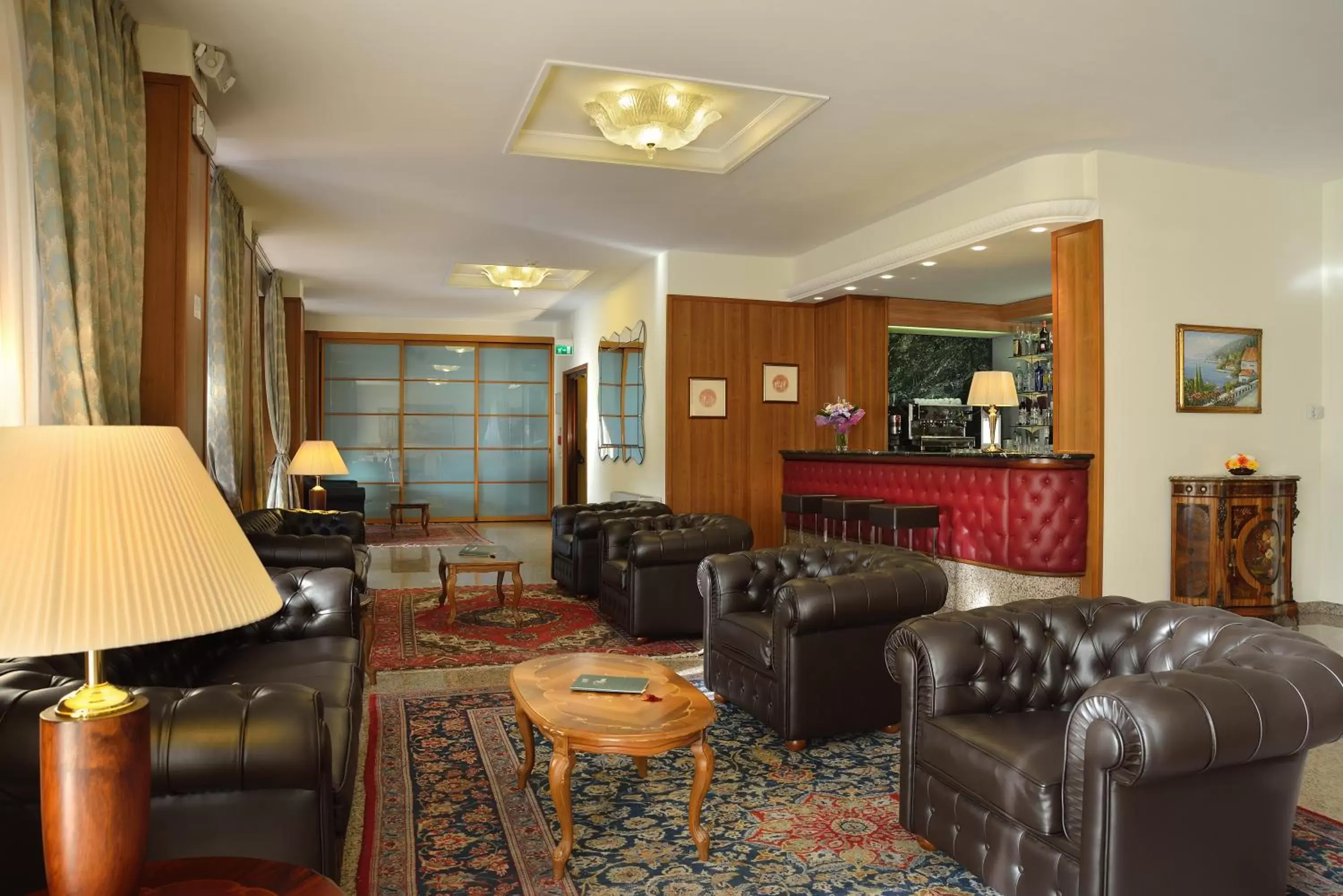 Communal lounge/ TV room in Hotel Rossini