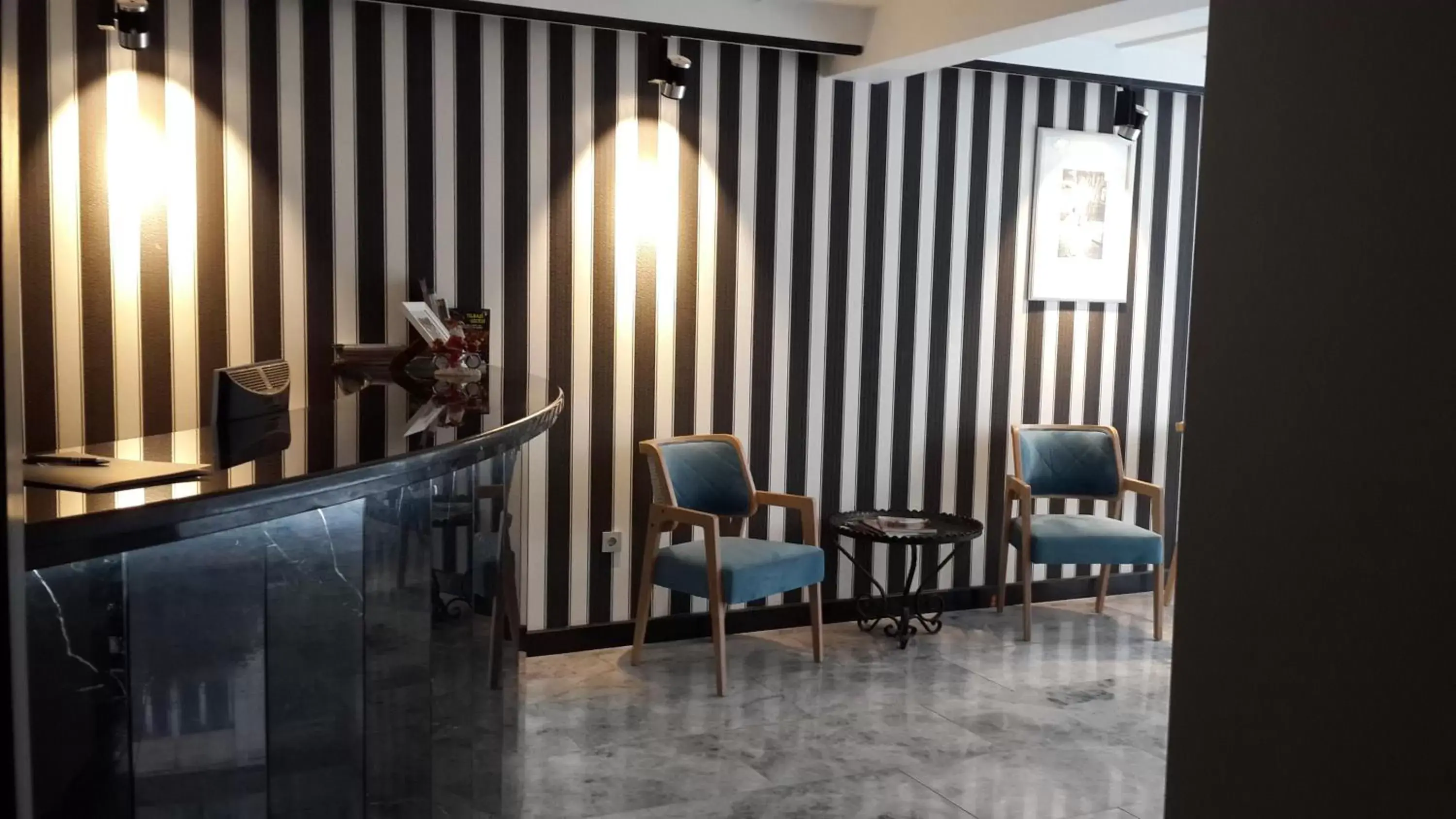 Lobby or reception in Semsan Hotel