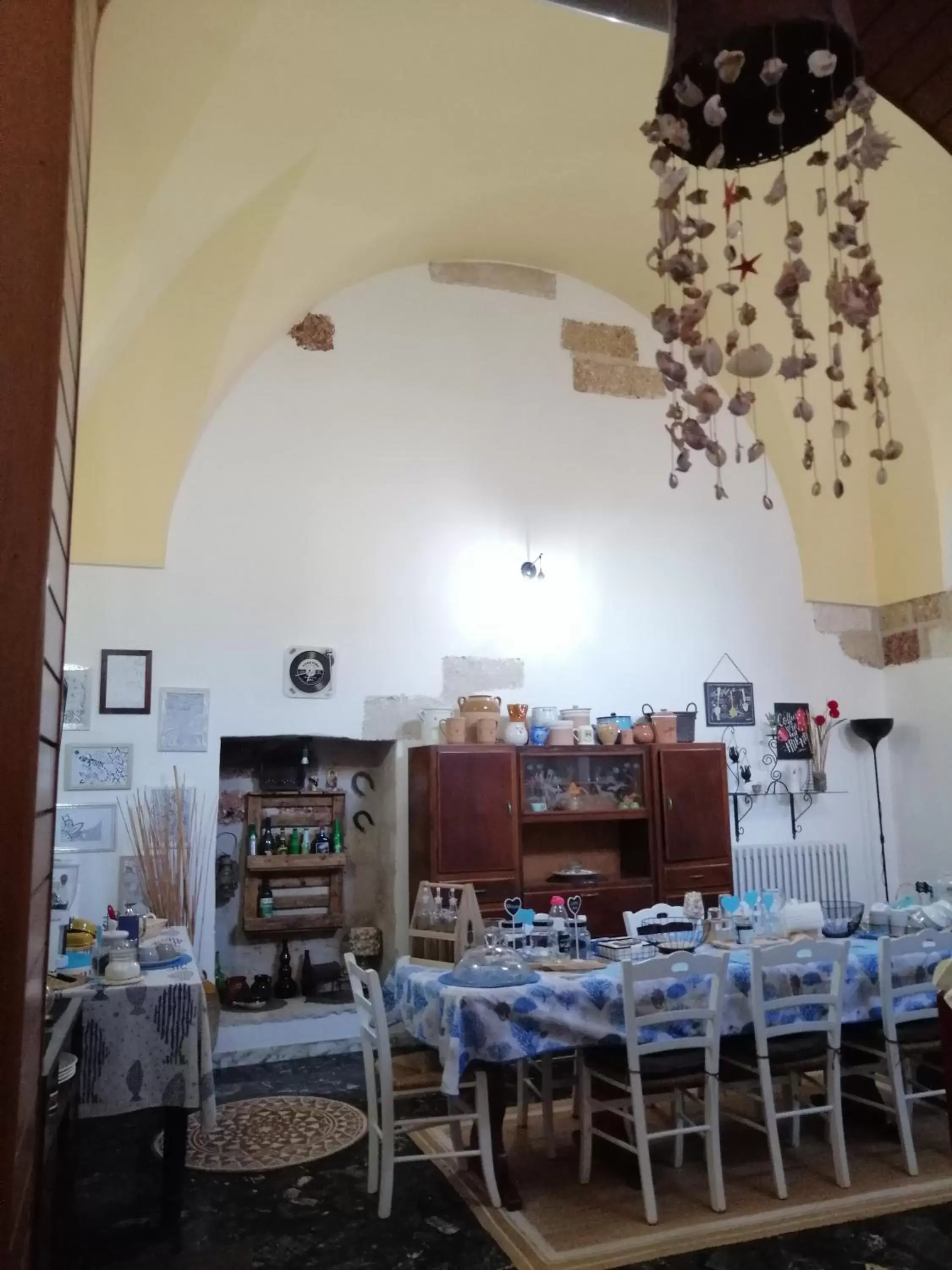 Restaurant/Places to Eat in Sud Est Bed And Breakfast Salento