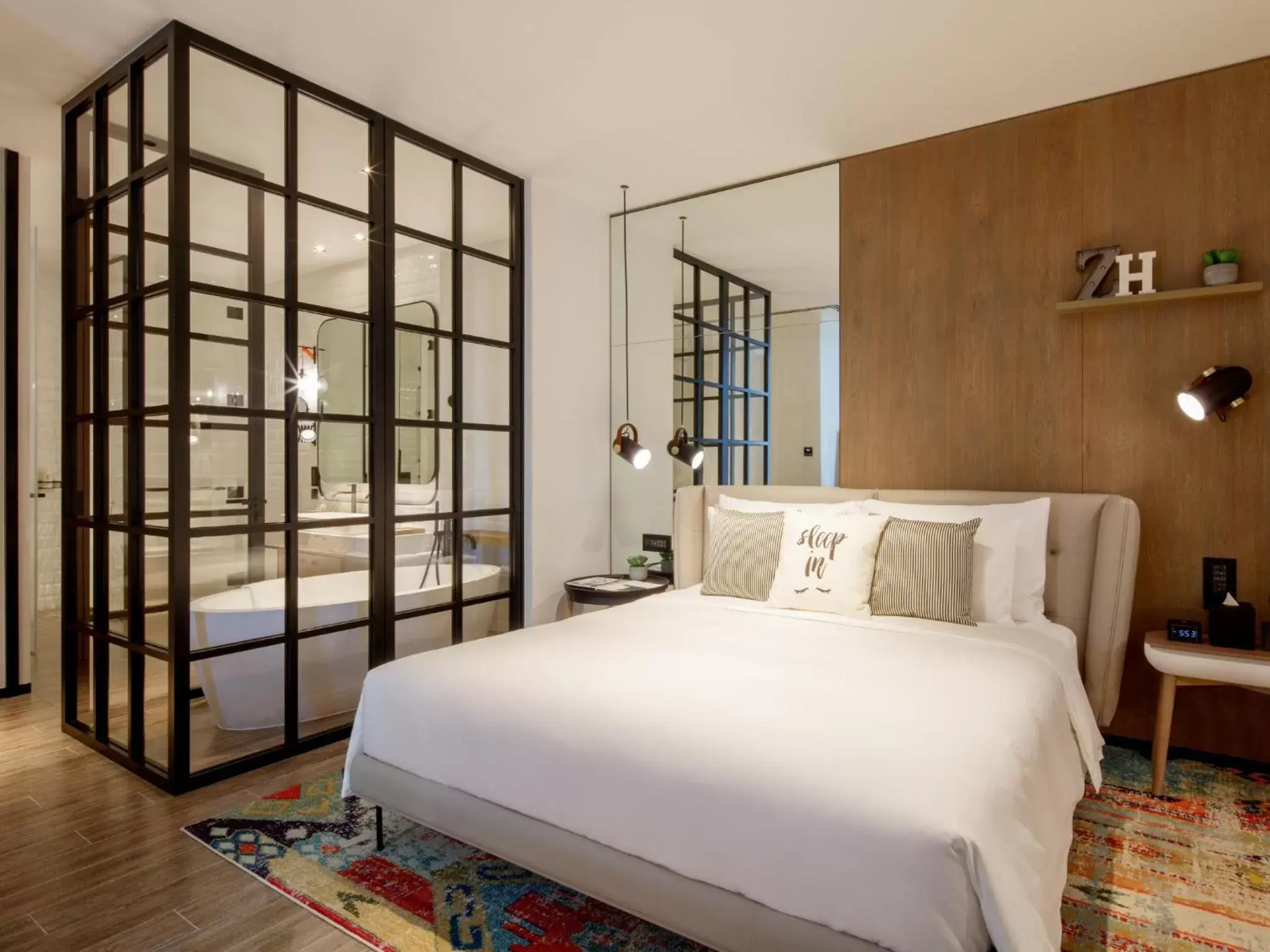 TV and multimedia, Bed in Zabeel House by Jumeirah, The Greens