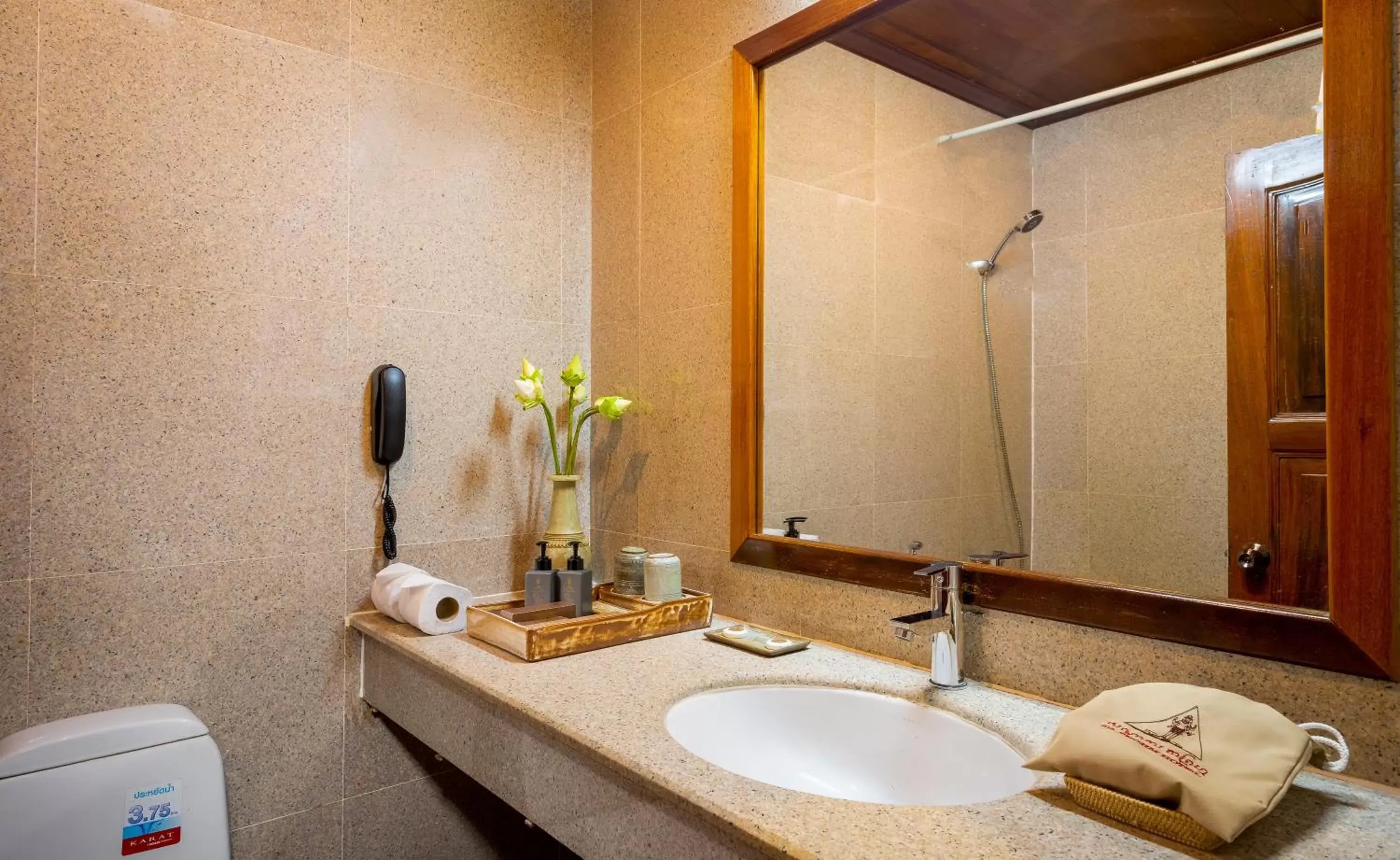 Toilet, Bathroom in Ta Prohm Hotel & Spa