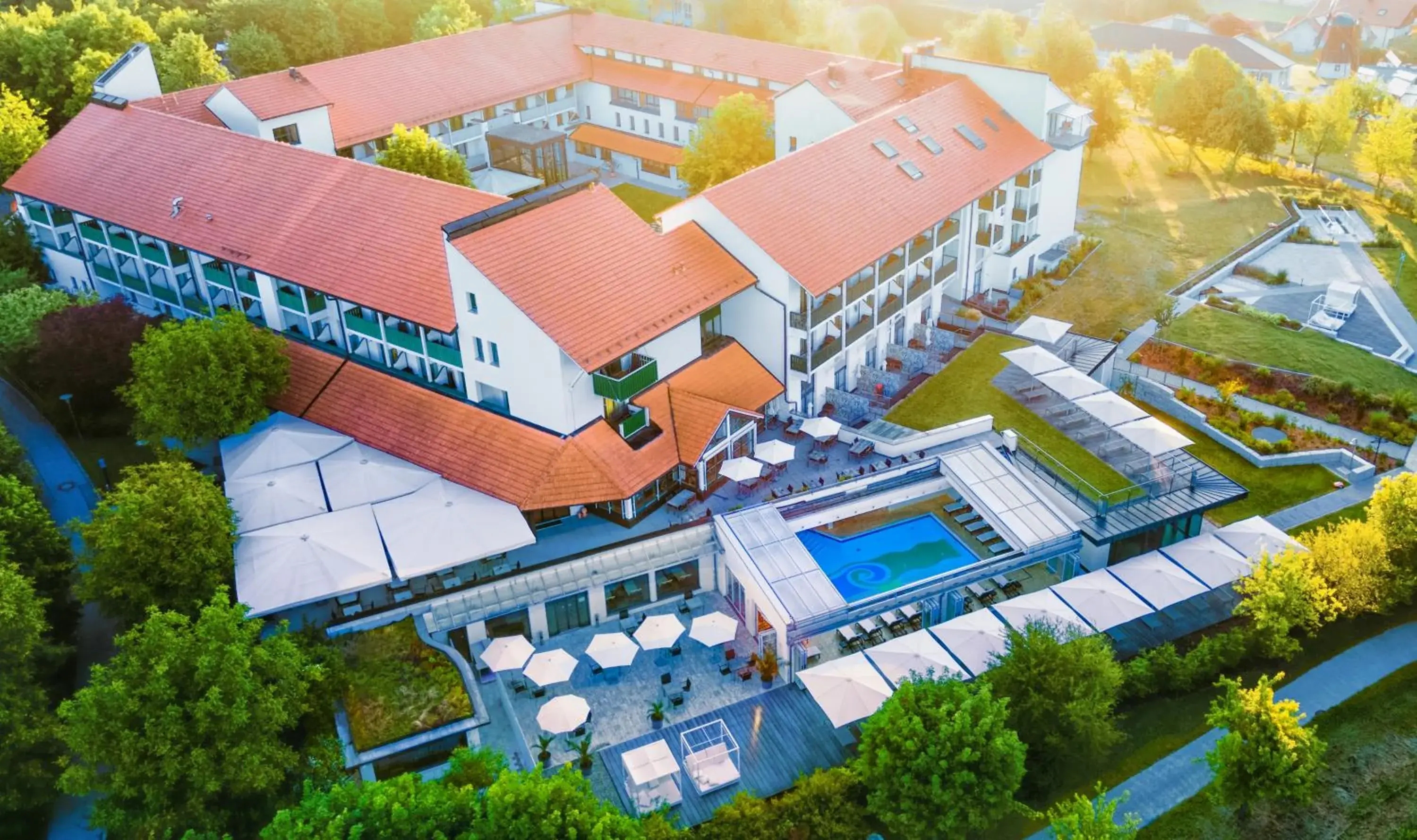 Property building, Bird's-eye View in Hotel Sonnengut