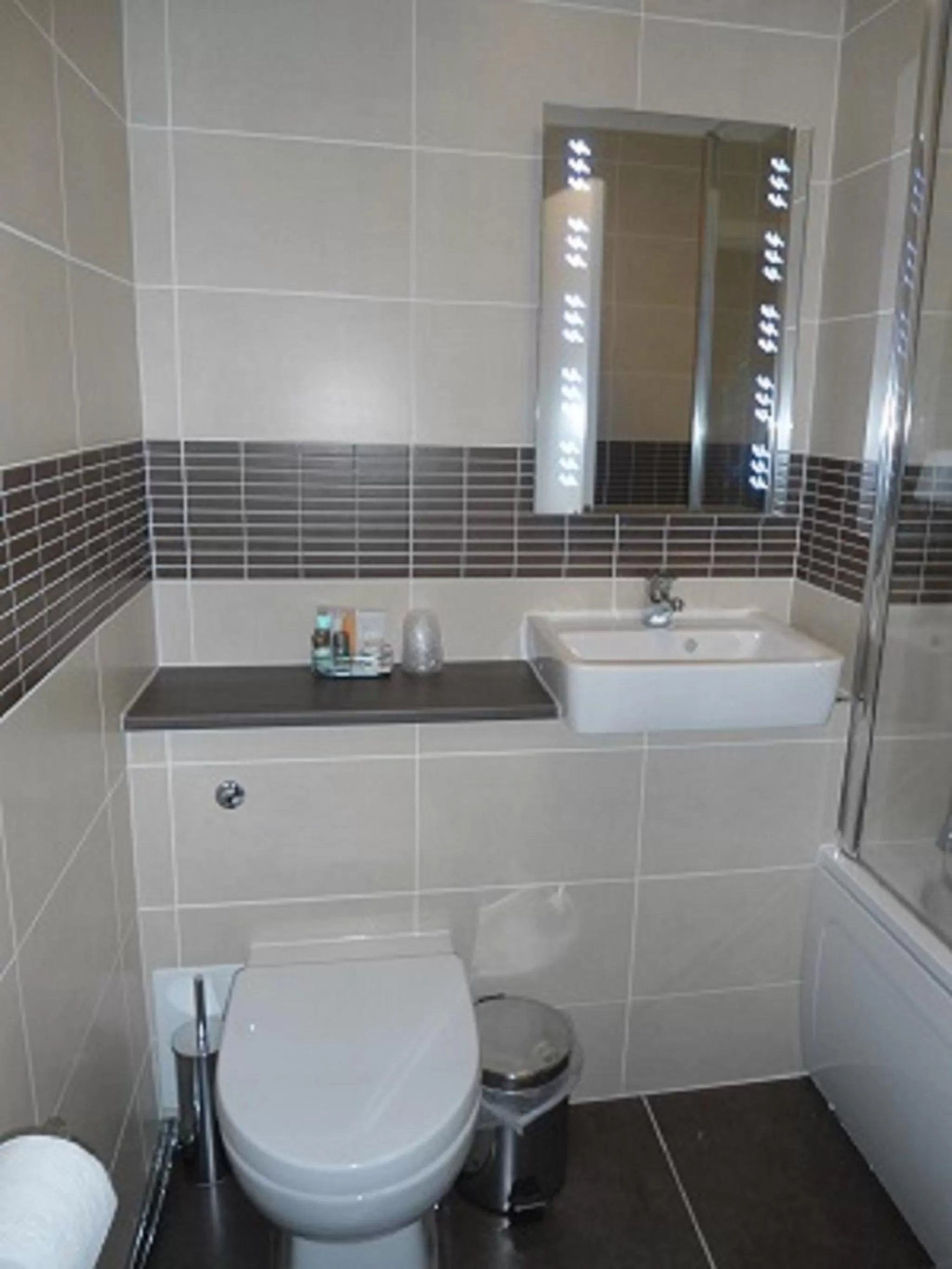 Bathroom in Park Hotel