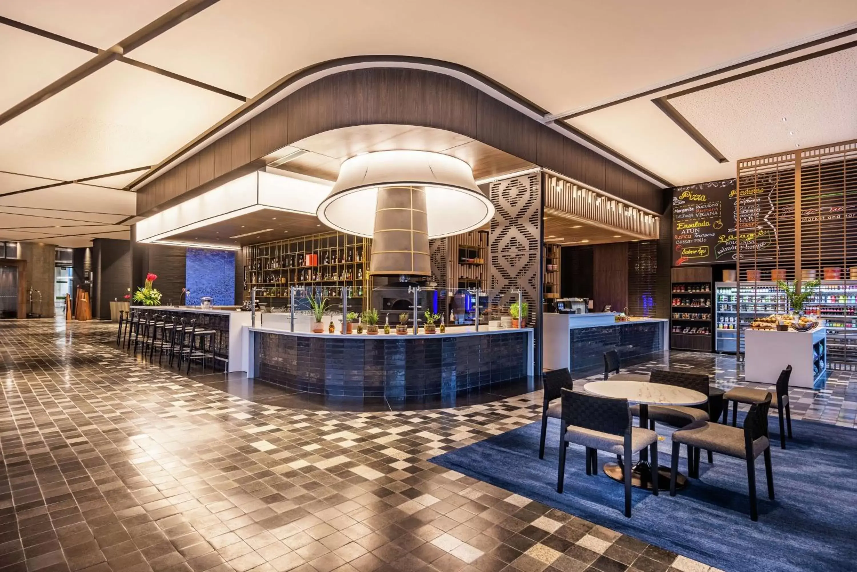 Lounge or bar in Hilton Bogota Corferias