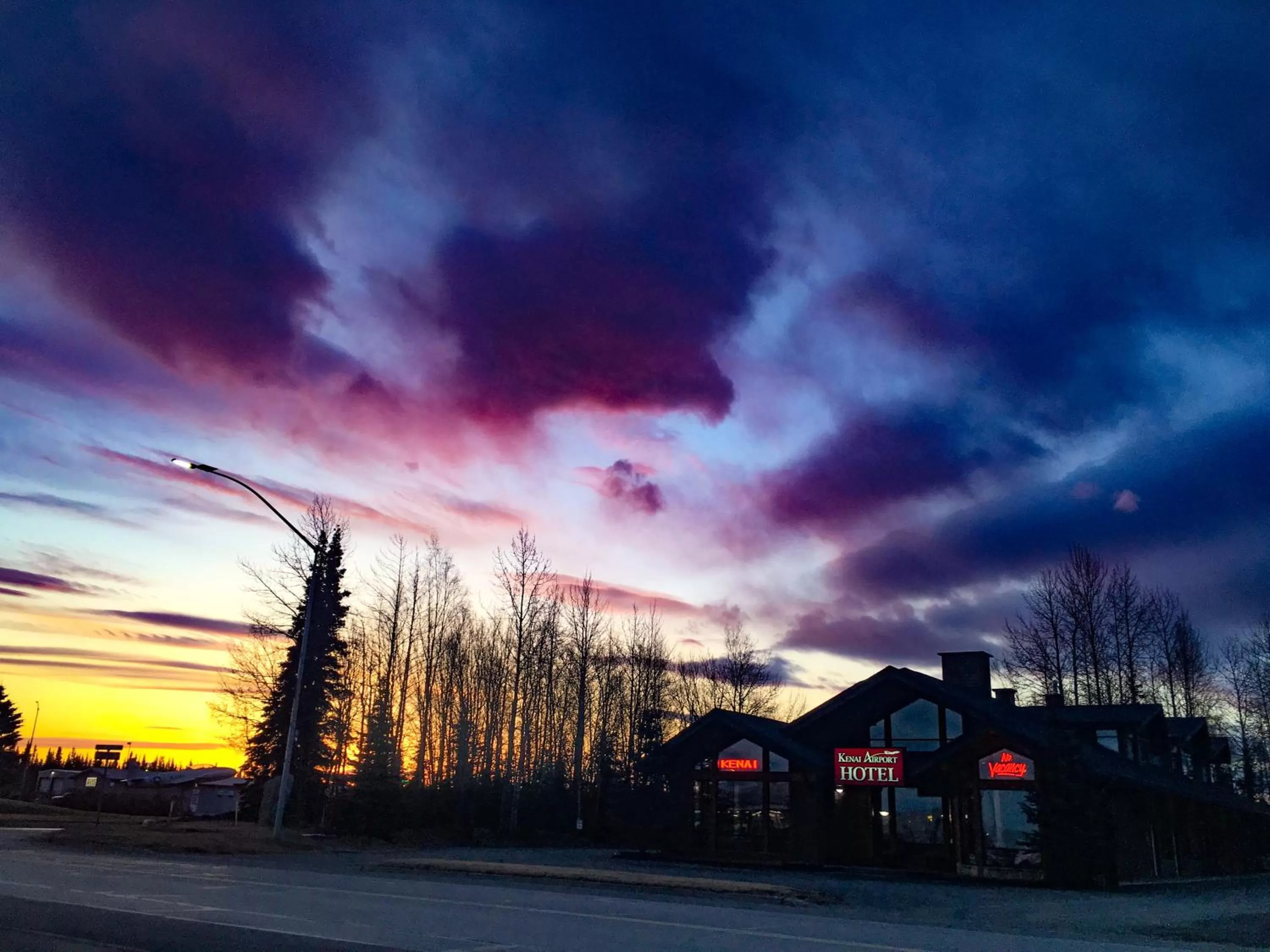 Sunrise in Kenai Airport Hotel