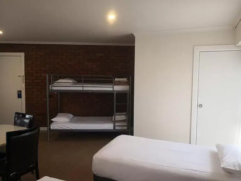 Bunk Bed in Dandenong Motel