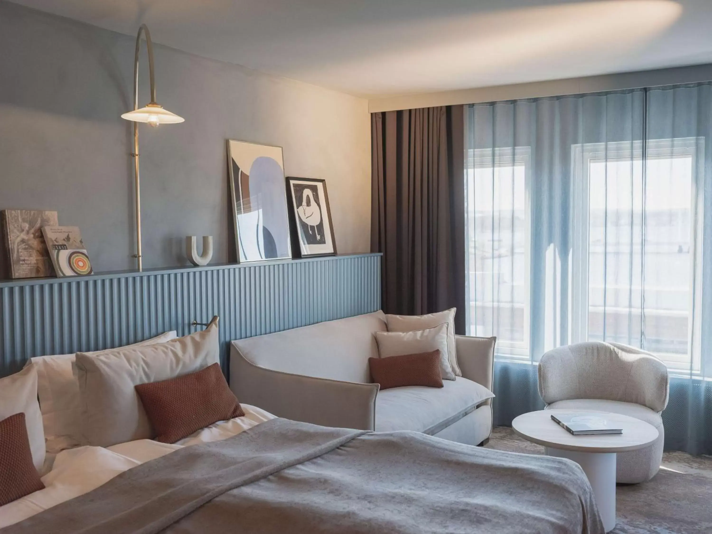 Bedroom, Seating Area in Best Western Plus John Bauer Hotel