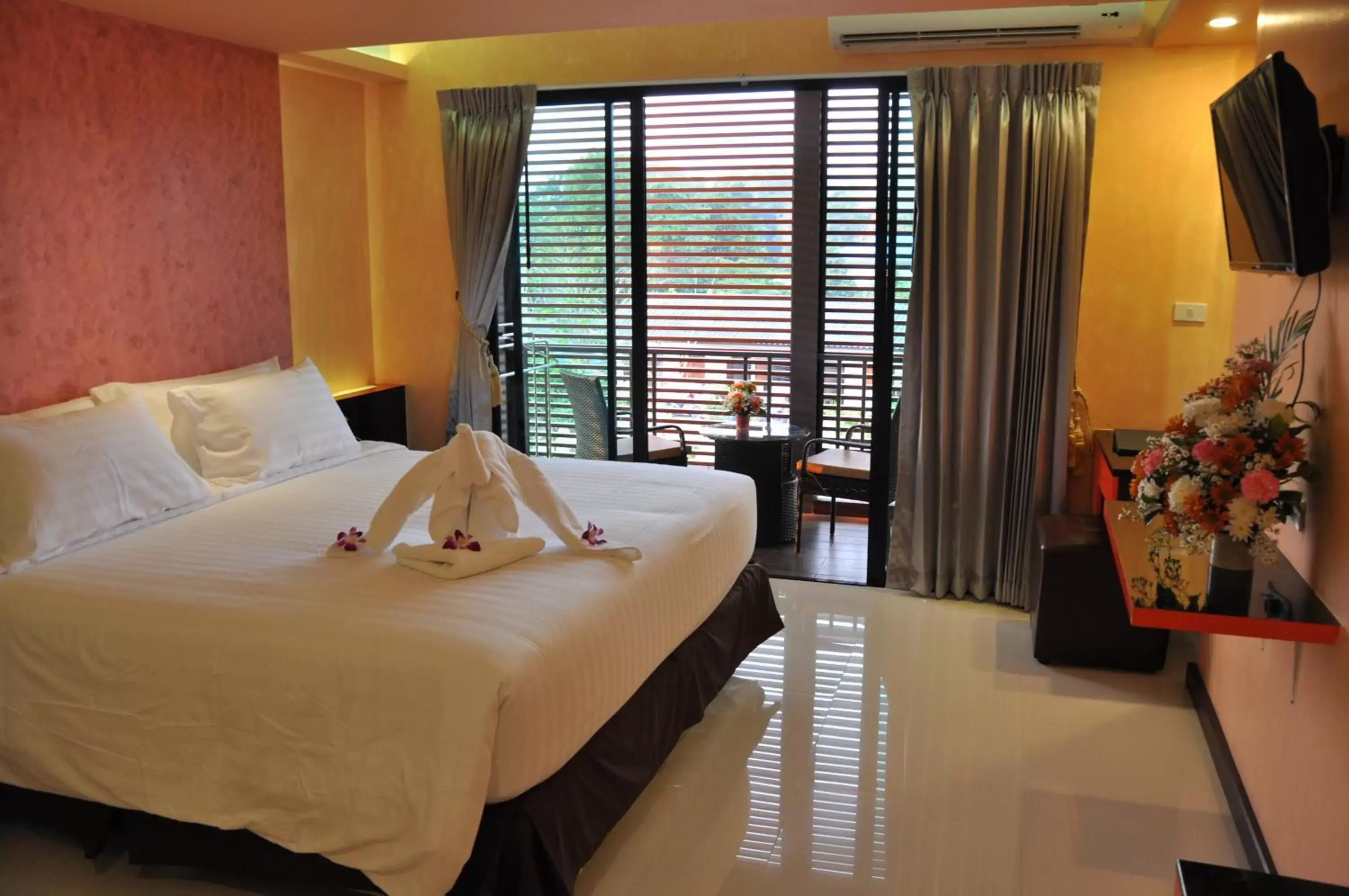 Bed in The Gallery At Koh Chang Bed in The Gallery At Koh Chang