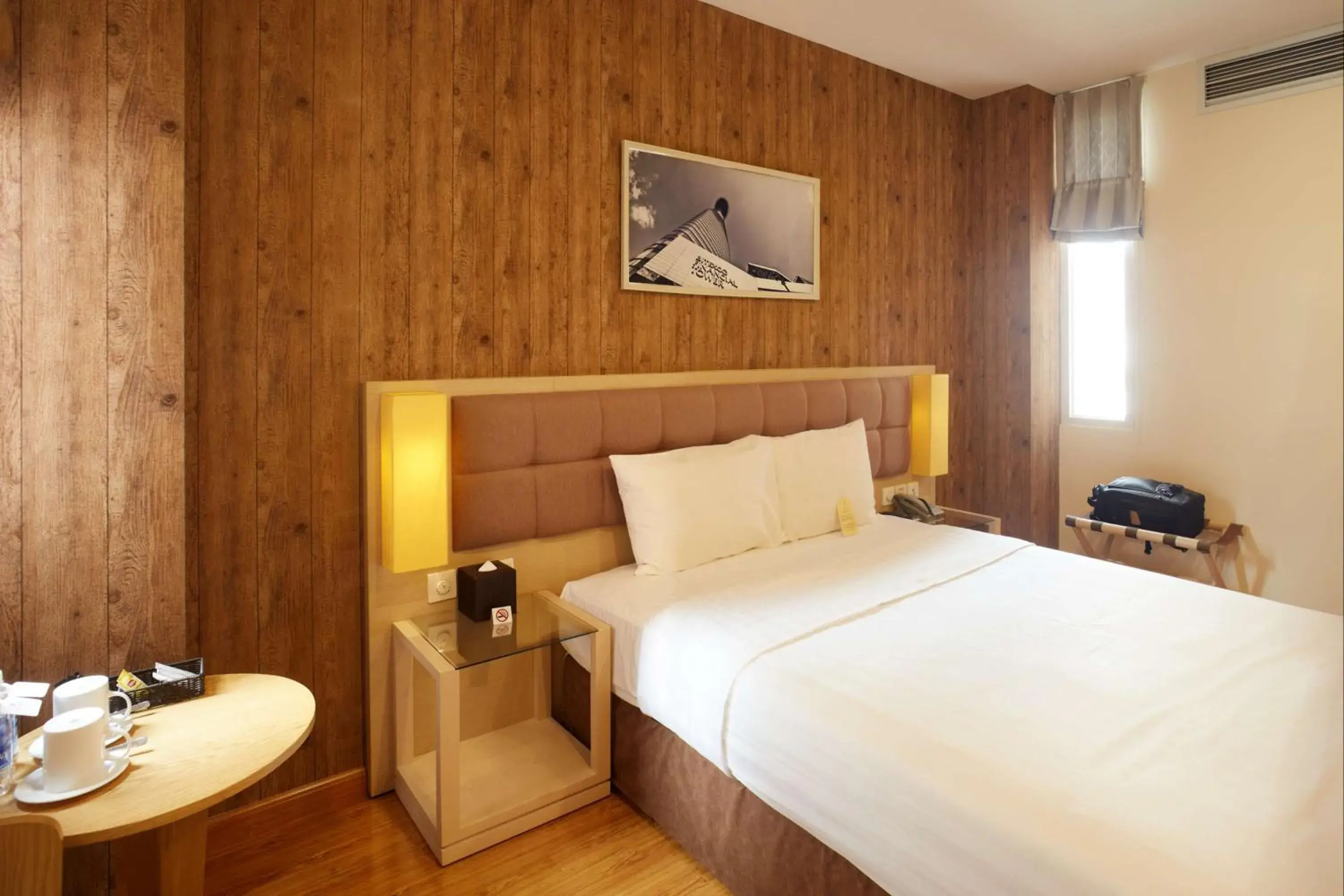 Bedroom, Bed in GK Central Hotel