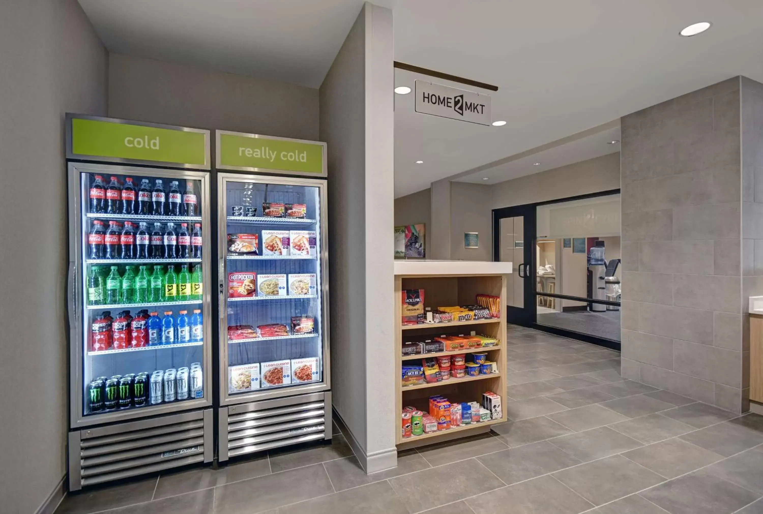 Dining area, Supermarket/Shops in Home2 Suites by Hilton Blacksburg University