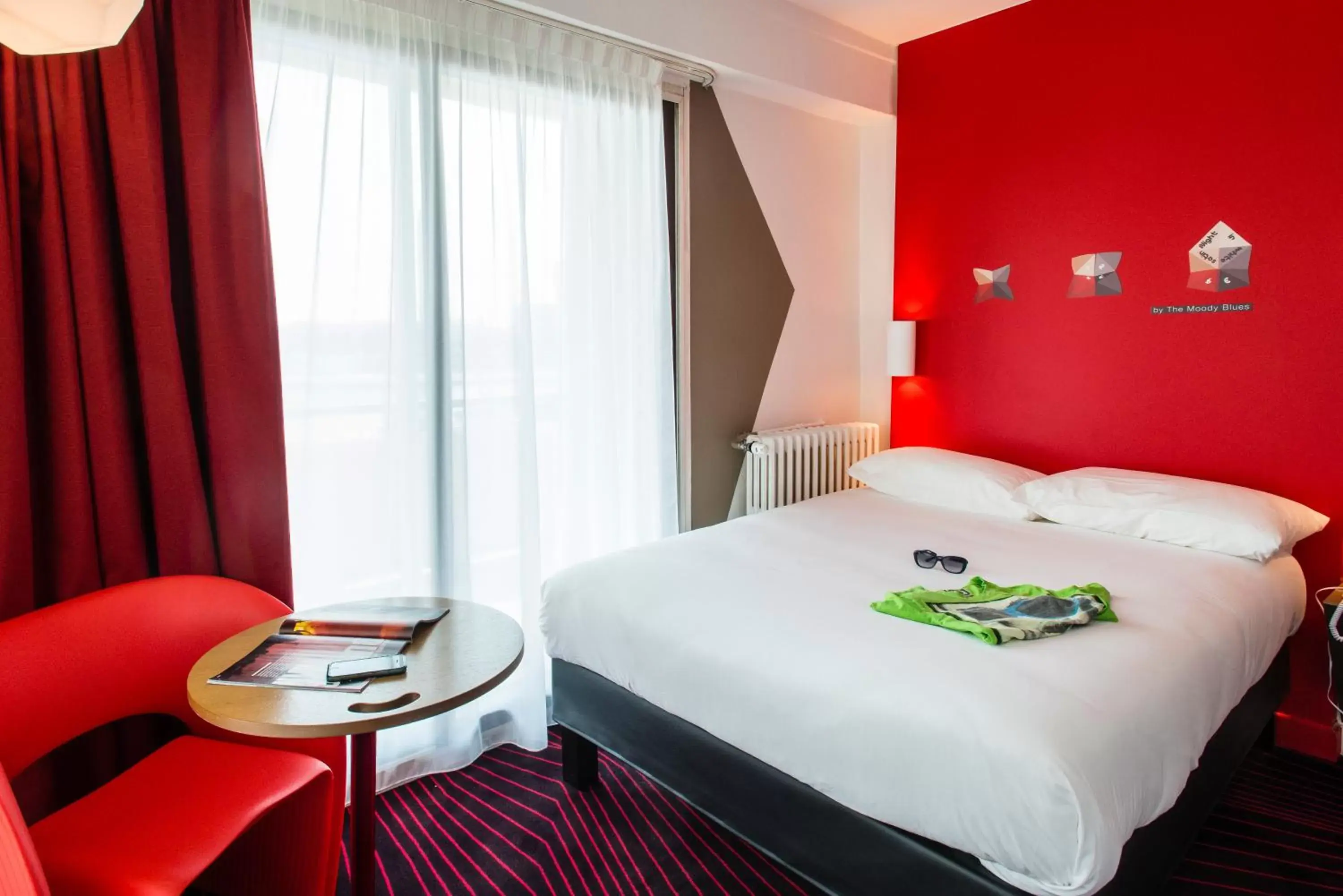 Photo of the whole room, Room Photo in Ibis Styles Rouen Centre Cathédrale
