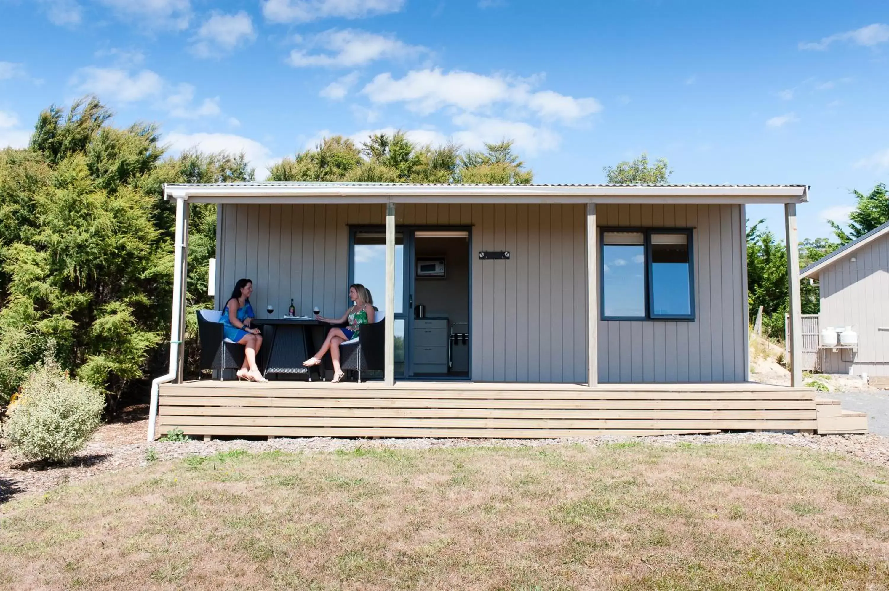 Facade/entrance in Auckland Country Cottages