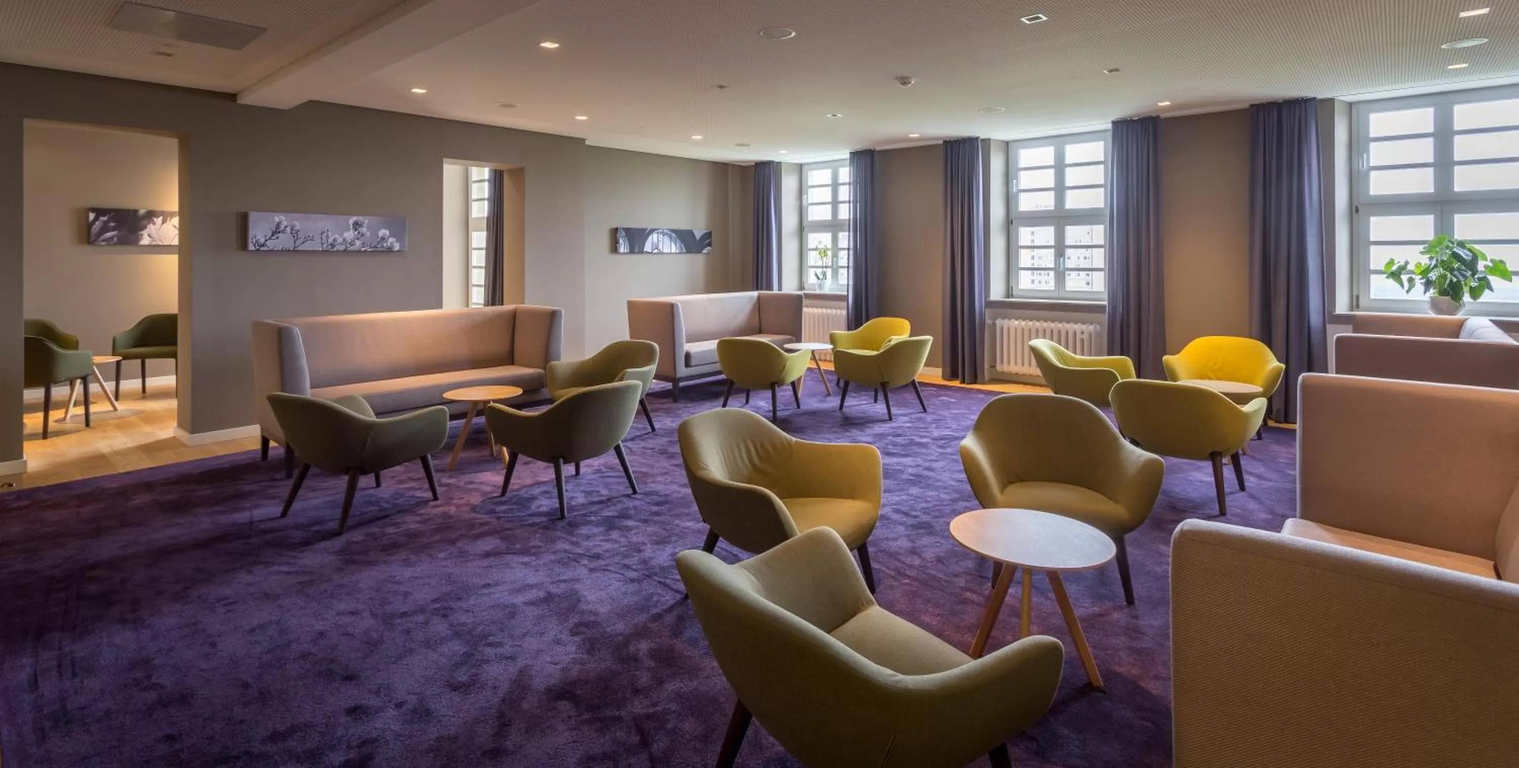 Communal lounge/ TV room in Kardinal Schulte Haus