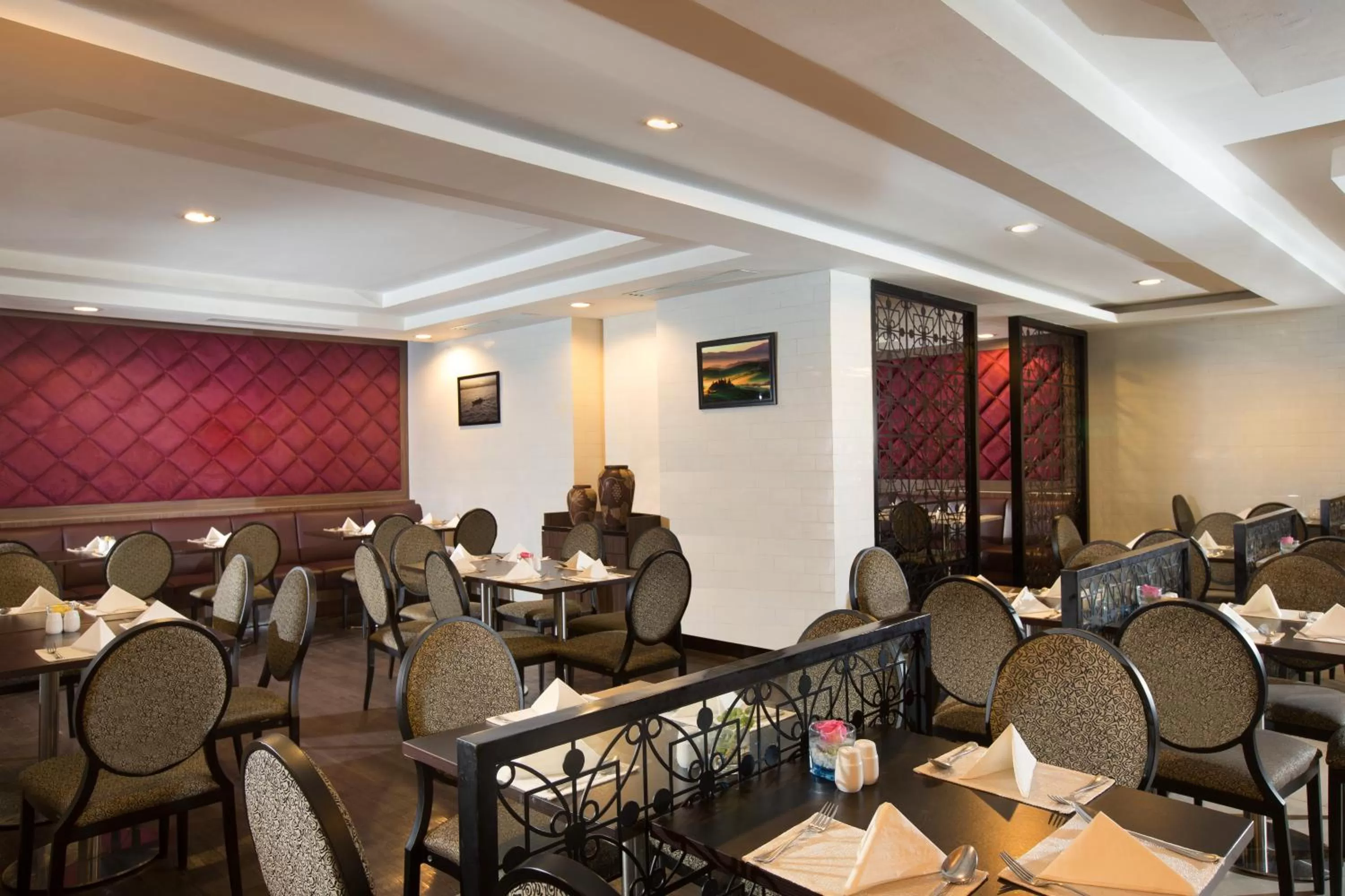 Restaurant/places to eat in BW Kemayoran Hotel & Convention Powered by Archipelago