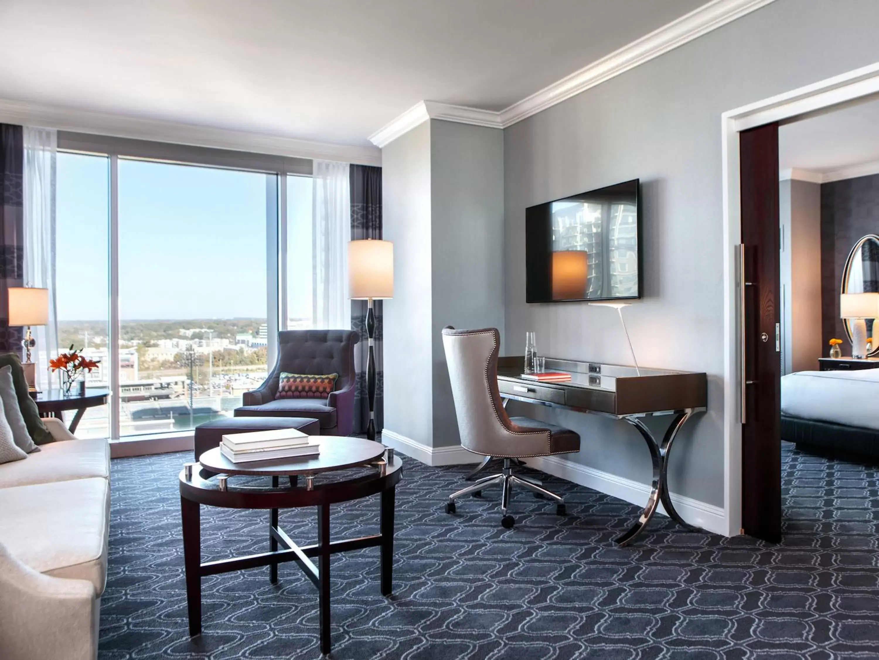 Photo of the whole room, Seating Area in Kimpton Tryon Park Hotel, an IHG Hotel