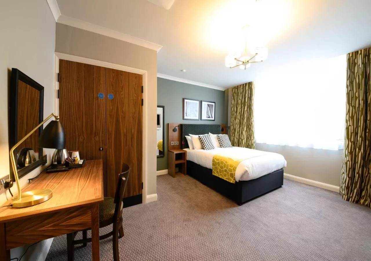 Bed in All Bar One by Innkeeper's Collection