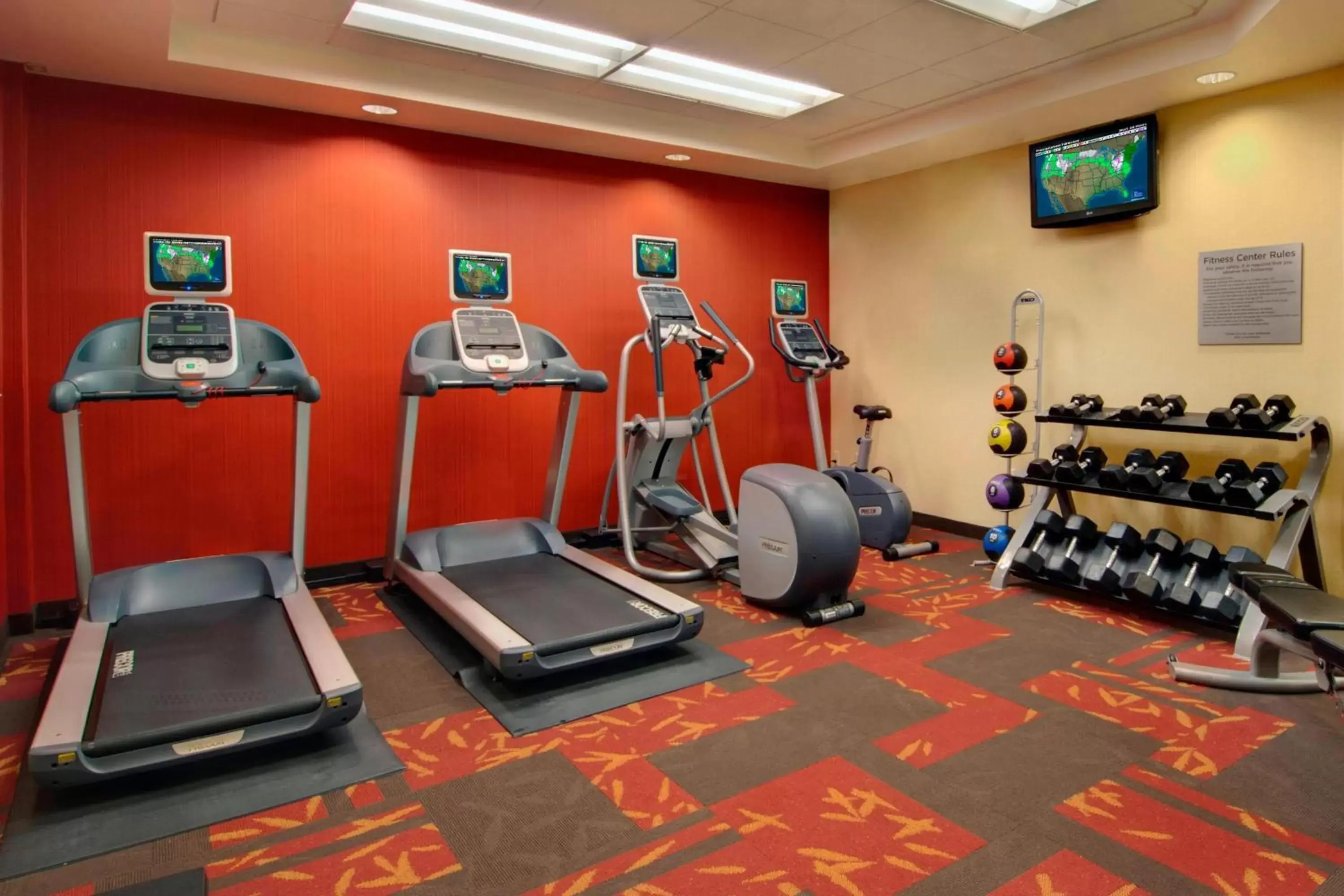 Fitness centre/facilities, Fitness Center/Facilities in Courtyard by Marriott Madison East