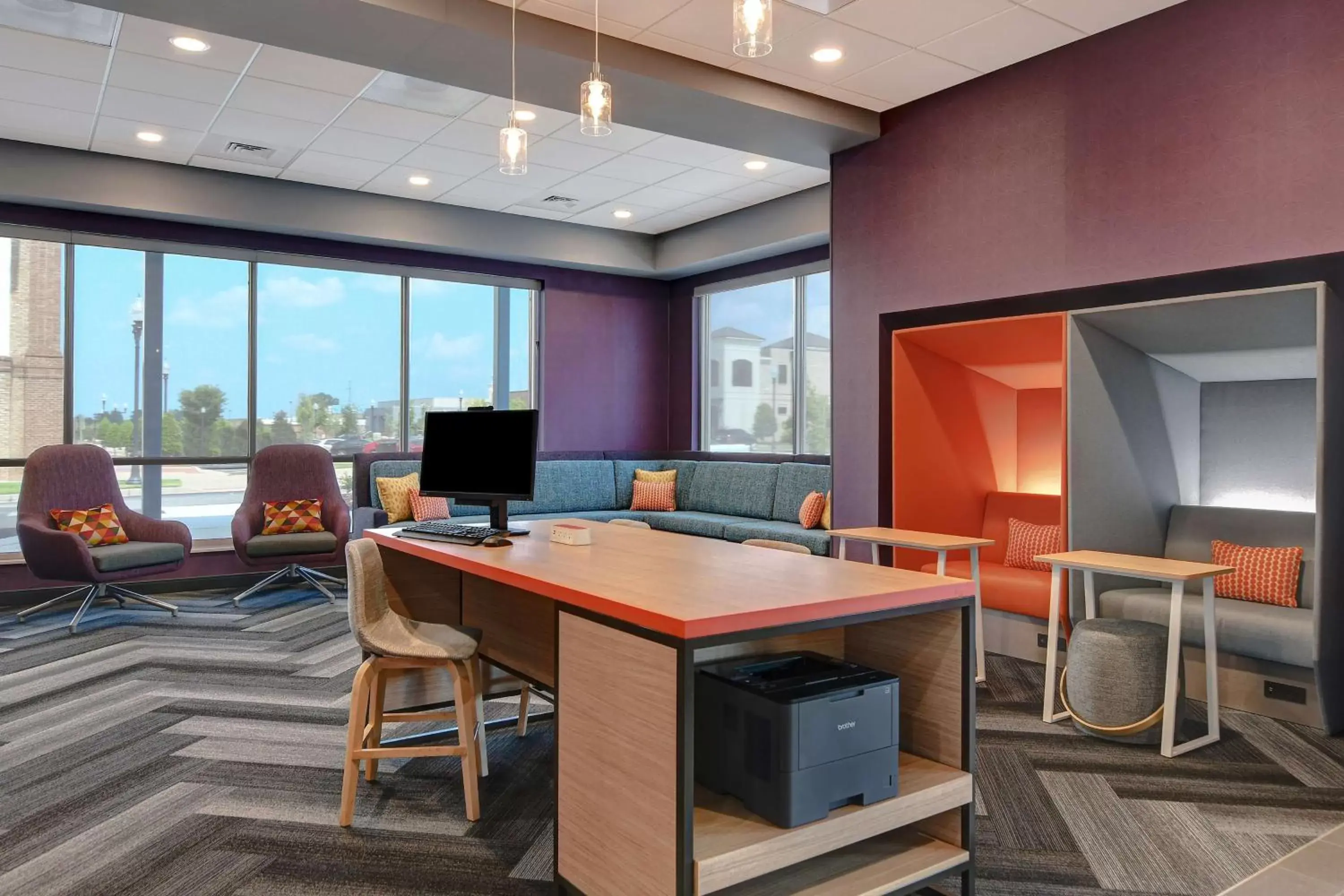 Lobby or reception in Tru By Hilton Macon North, Ga Lobby or reception in Tru By Hilton Macon North, Ga