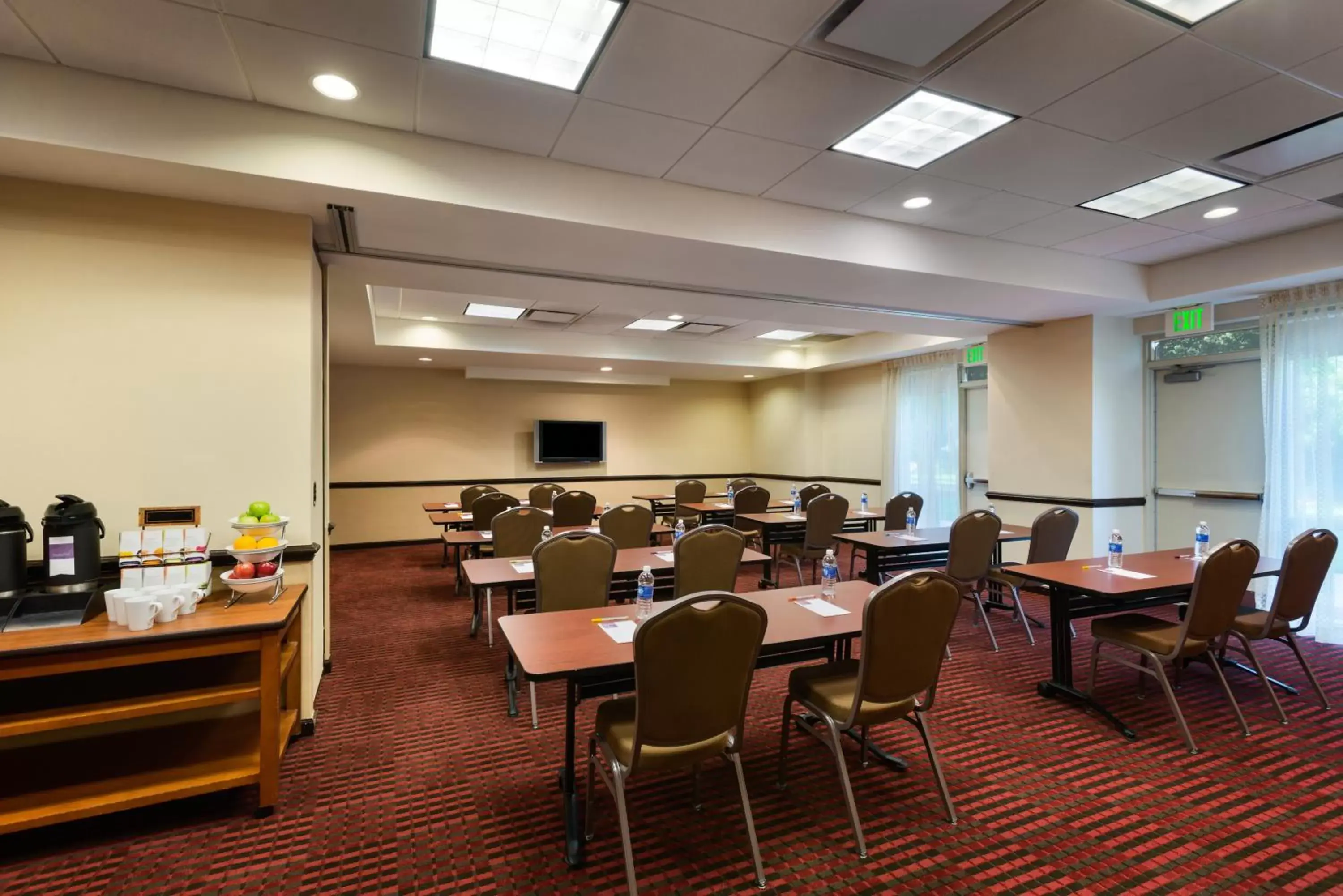 Business facilities, Restaurant/Places to Eat in Hyatt Place Baltimore Owings Mills