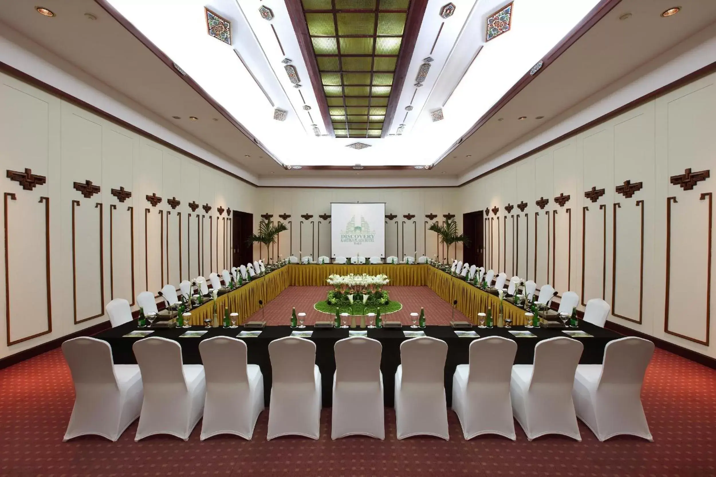 Business facilities in Discovery Kartika Plaza Hotel