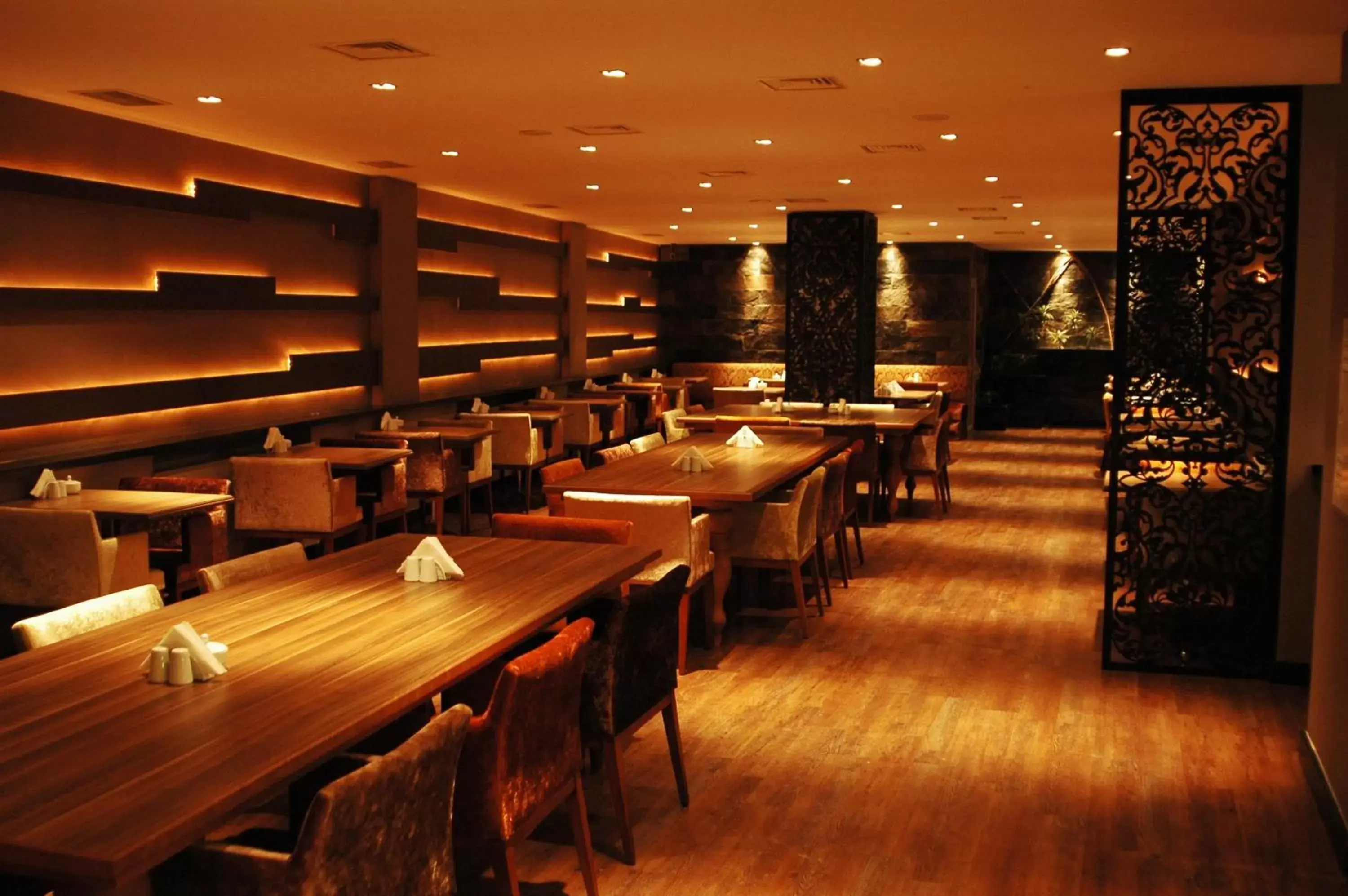 Lounge or bar in Sveo İstanbul Hotel Lounge or bar in Sveo İstanbul Hotel