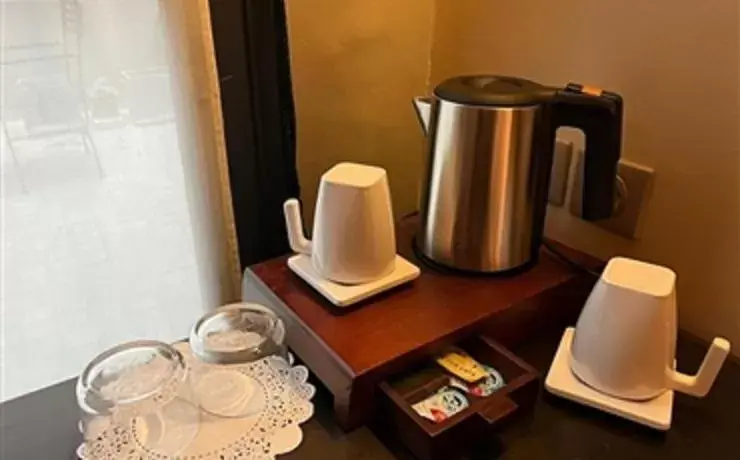 Coffee/Tea Facilities in Hotel Fontaines du Luxembourg