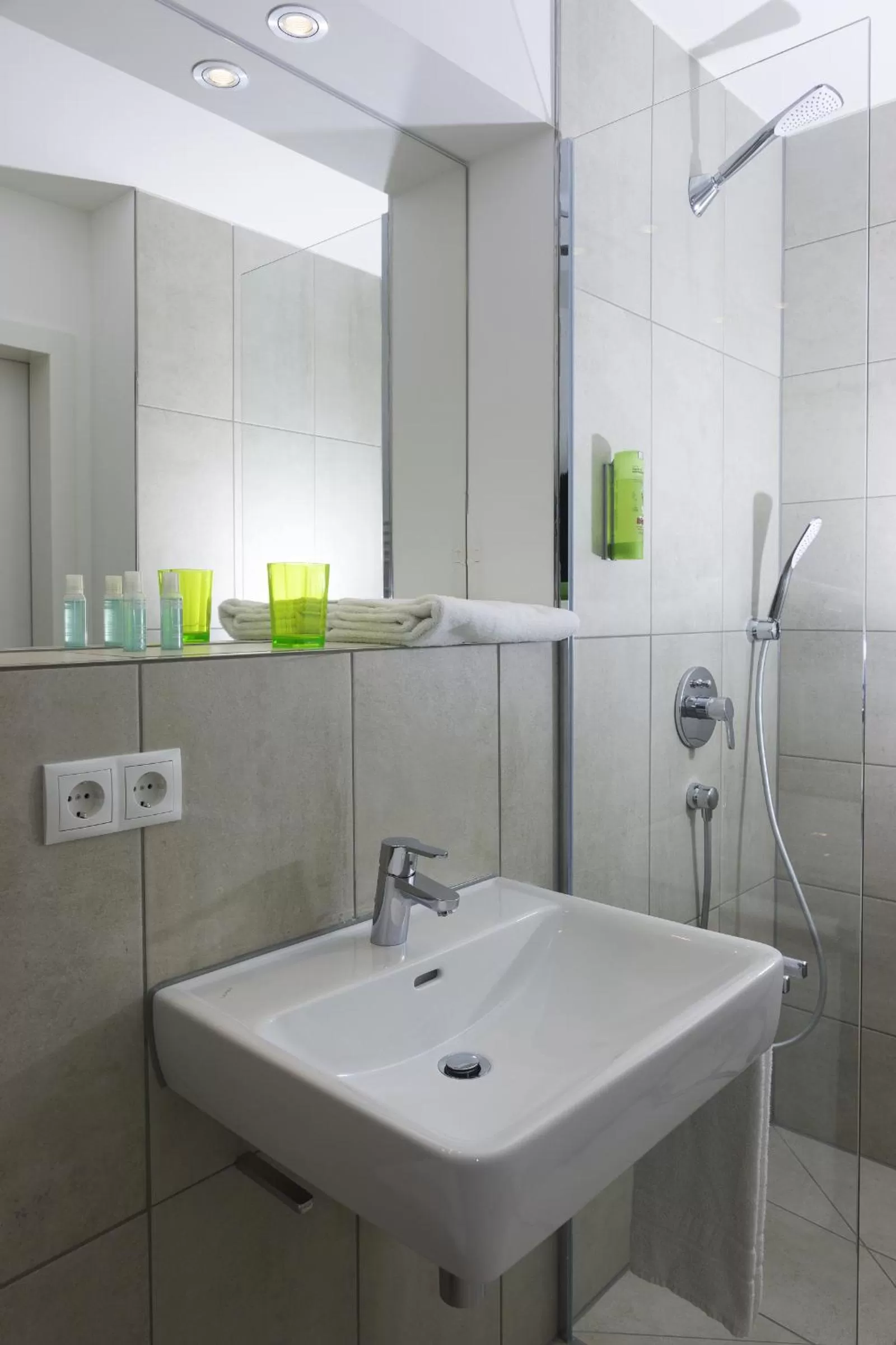 Bathroom in Hotel Rheingold