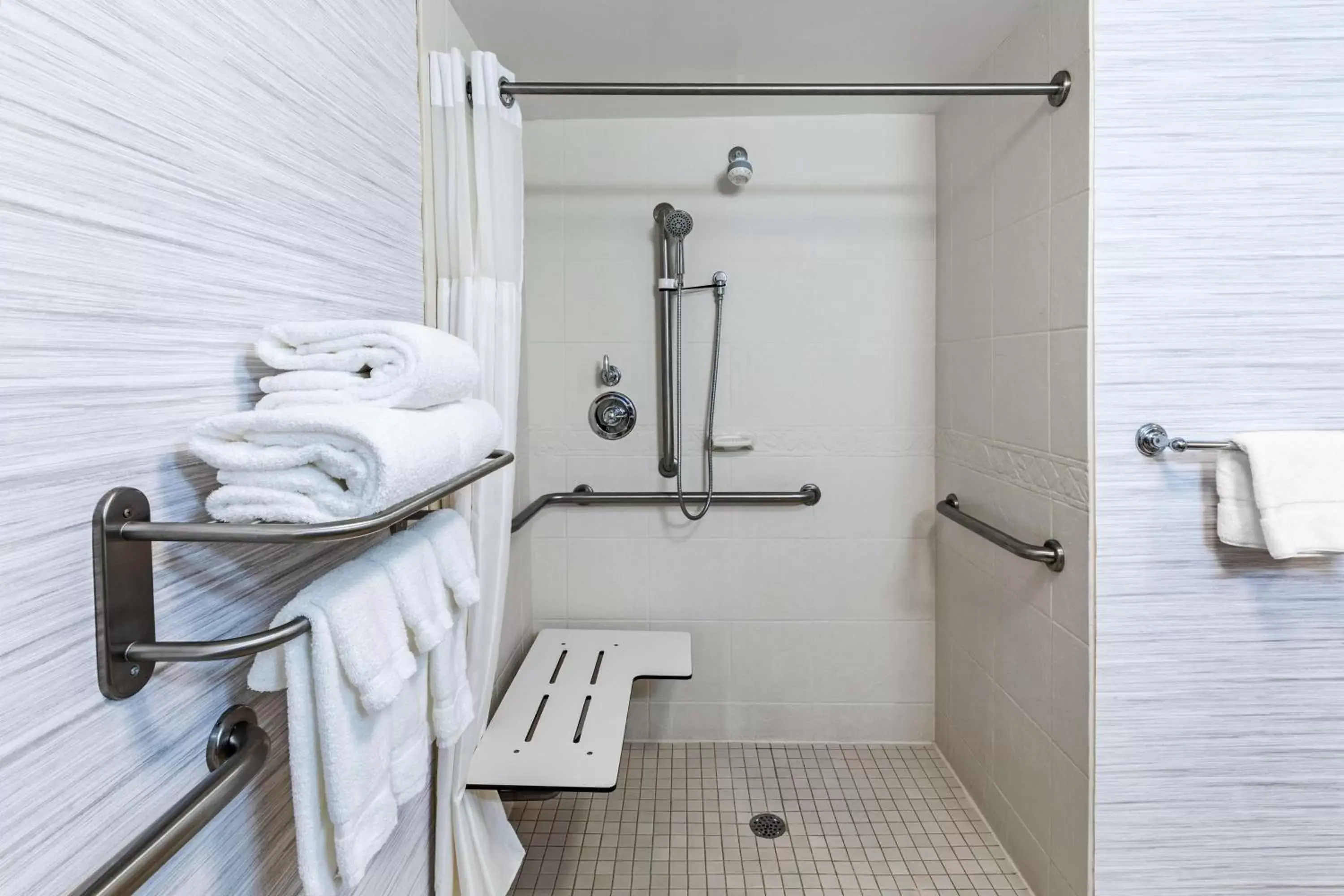 Bathroom in Hilton Garden Inn Aiken Bathroom in Hilton Garden Inn Aiken