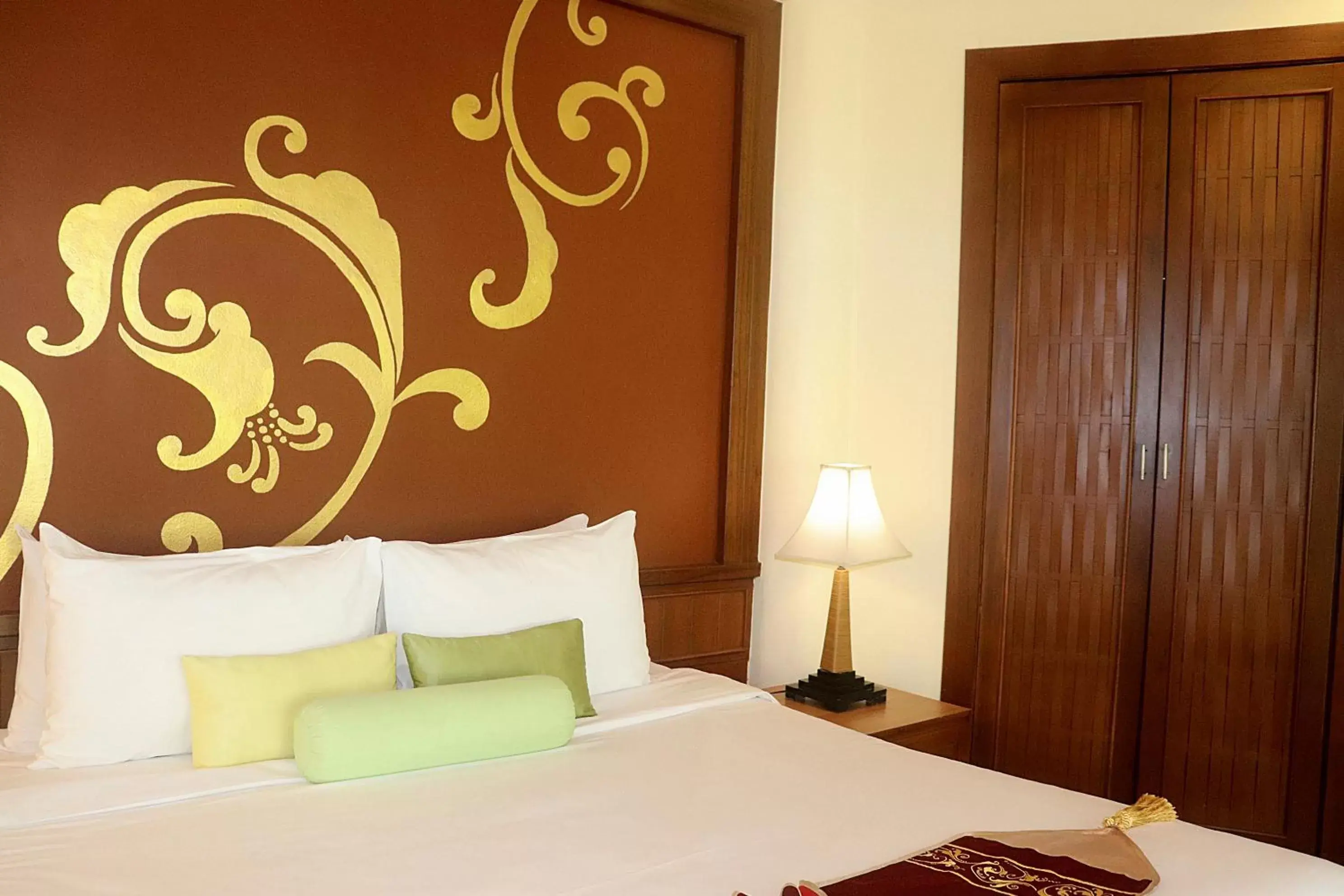 Bedroom, Bed in Seaview Resort Khao Lak - SHA Plus